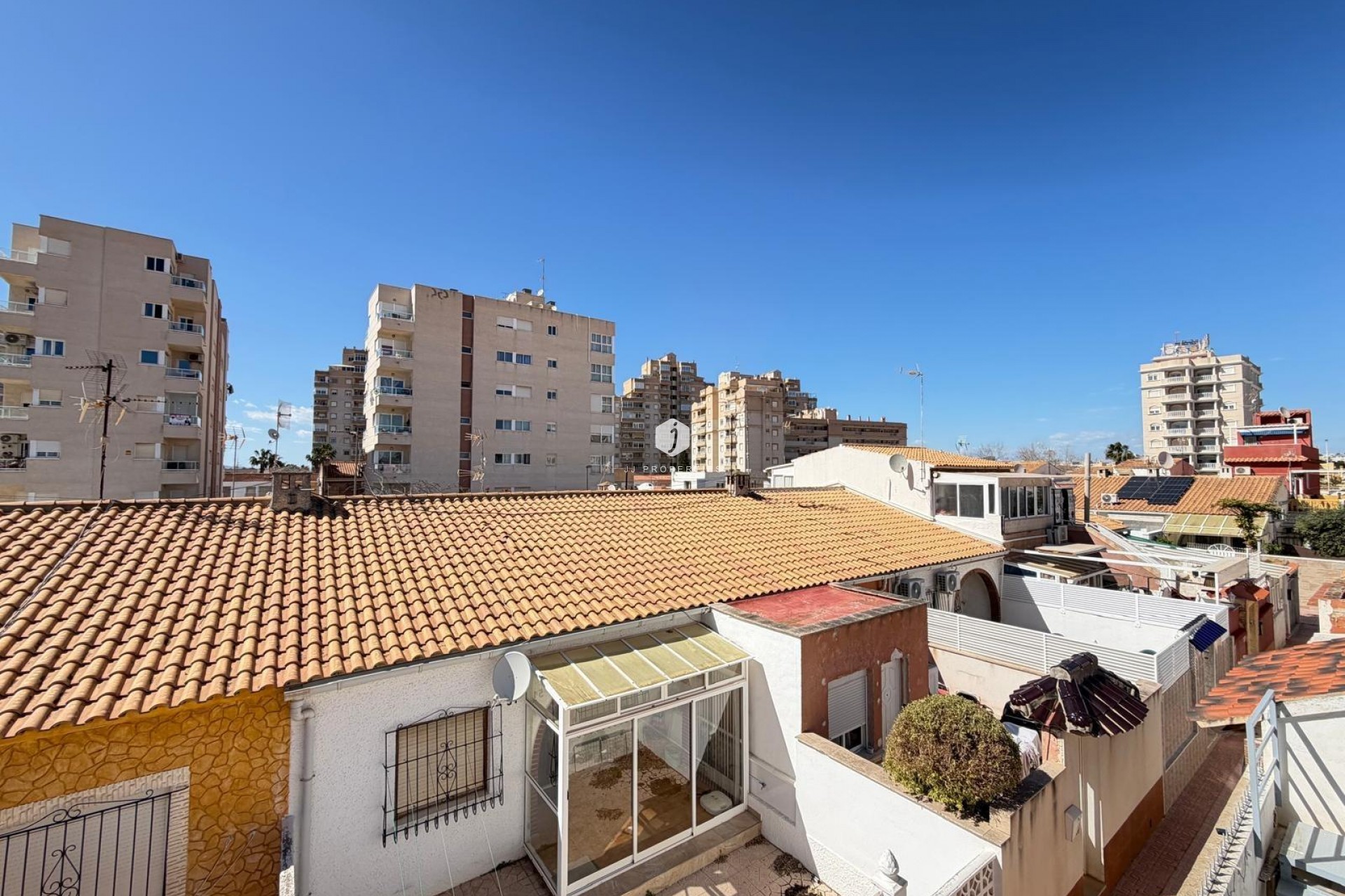 Z drugiej ręki - Szalet -
Torrevieja - Nueva Torrevieja