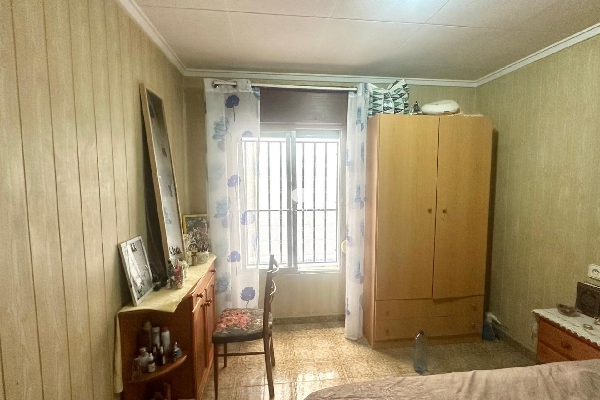 Z drugiej ręki - Szalet -
Torrevieja - Playa del Cura