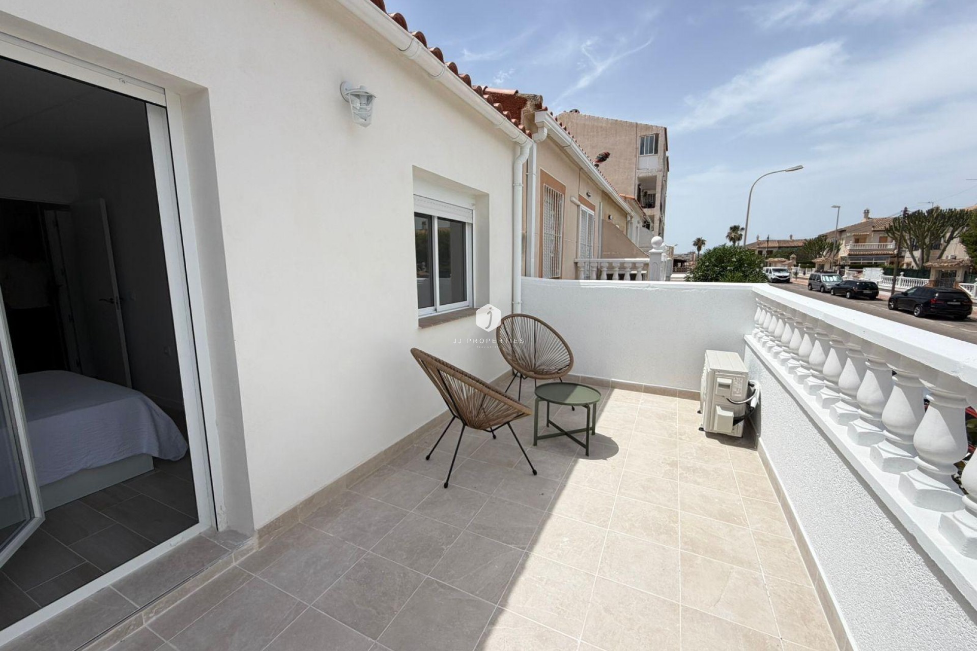 Z drugiej ręki - Szalet -
Torrevieja - Sector 25