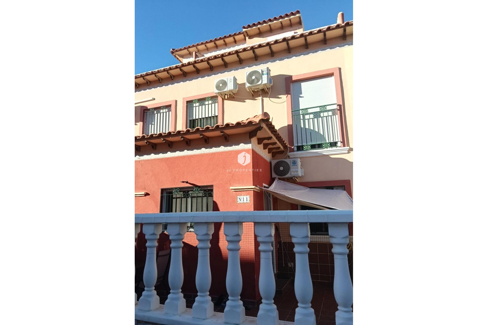 Z drugiej ręki - Szalet -
Torrevieja - Torretas