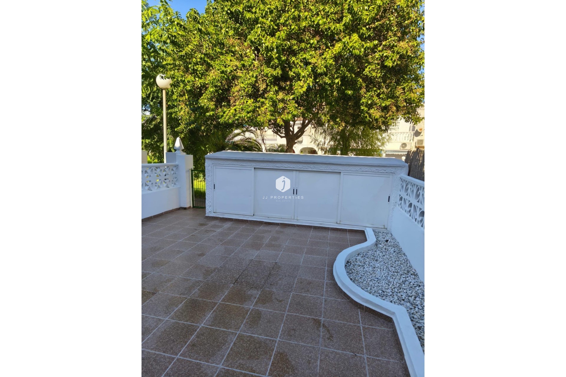 Z drugiej ręki - Szalet -
Torrevieja