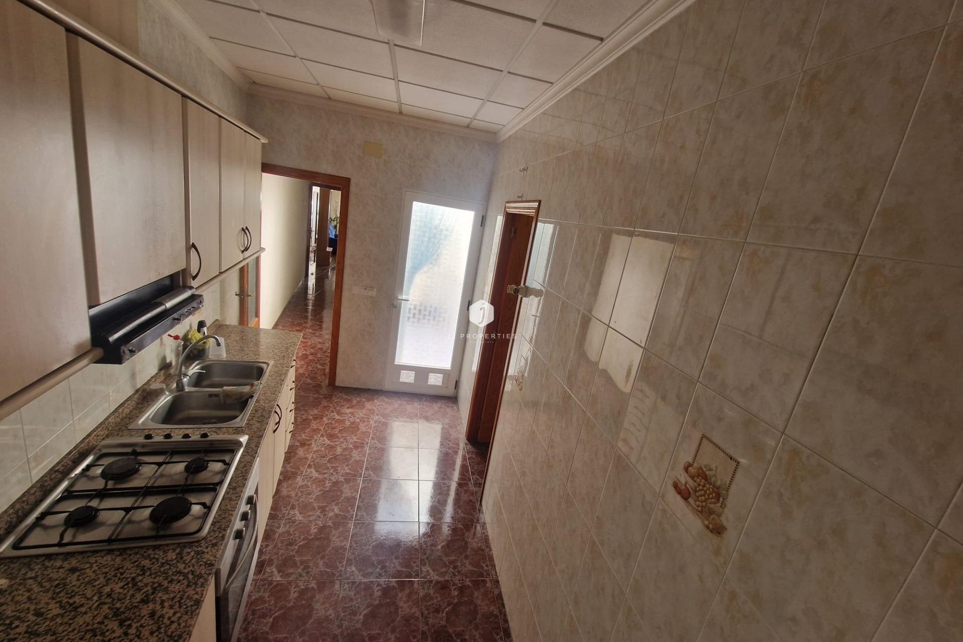 Z drugiej ręki - Szalet -
Torrevieja