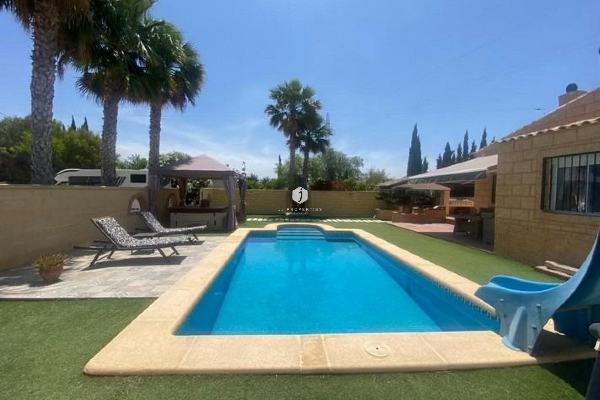 Z drugiej ręki - Villa -
Albatera - Campo De Albatera