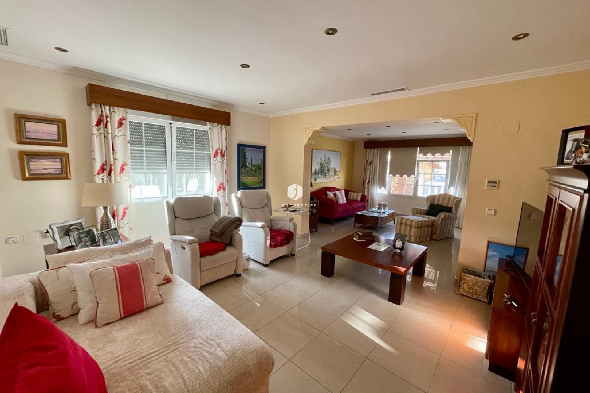 Z drugiej ręki - Villa -
Albatera - Inland