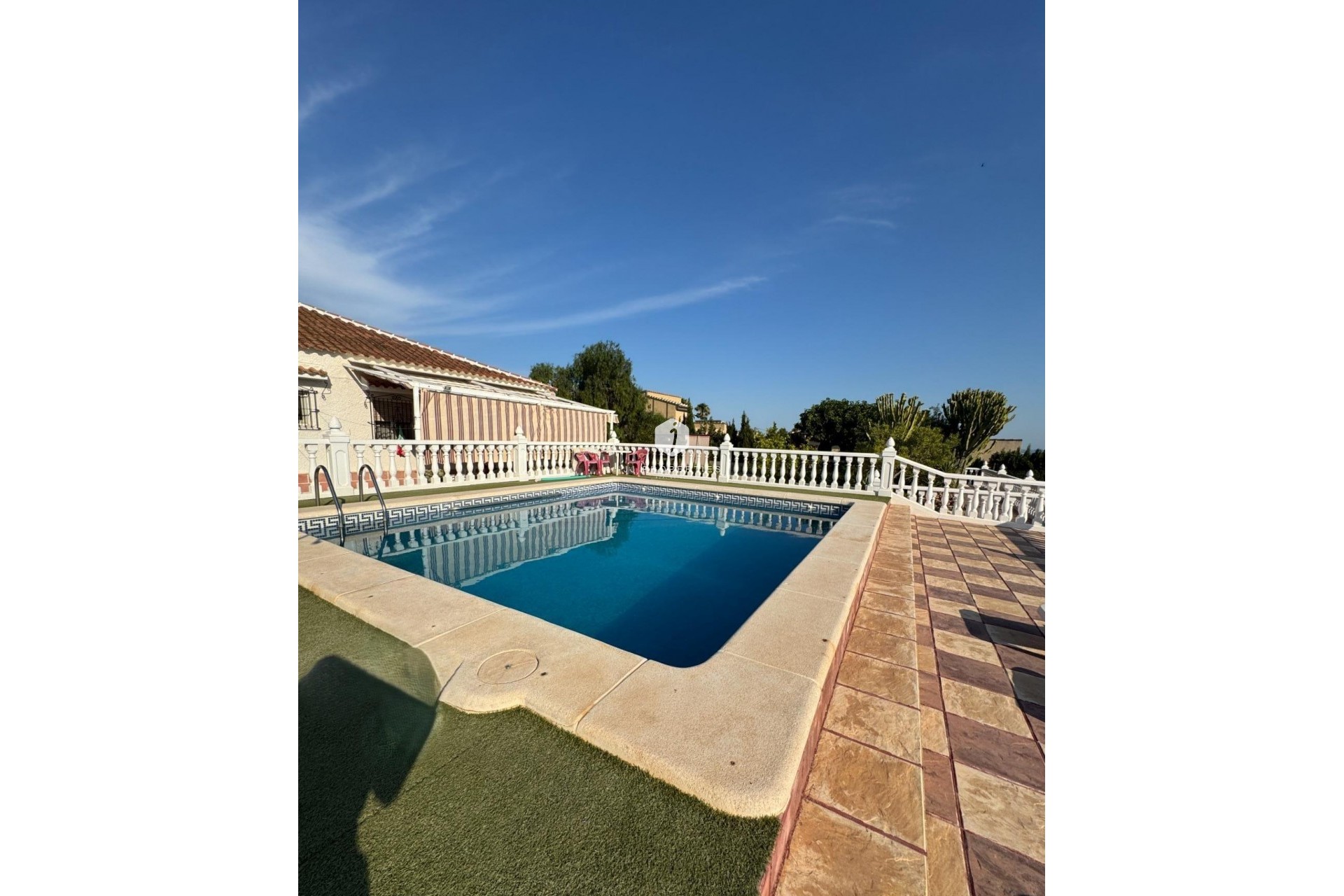 Z drugiej ręki - Villa -
Albatera - Partida Lomas