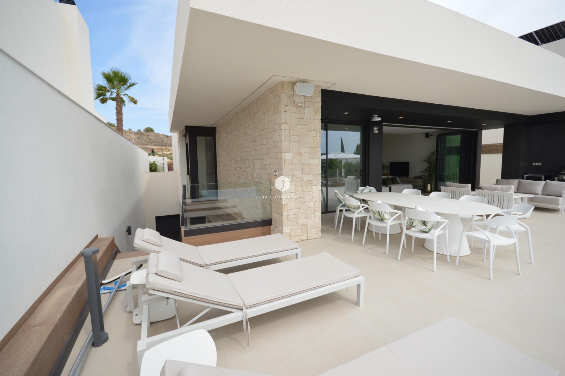 Z drugiej ręki - Villa -
Algorfa - Comunidad Valenciana