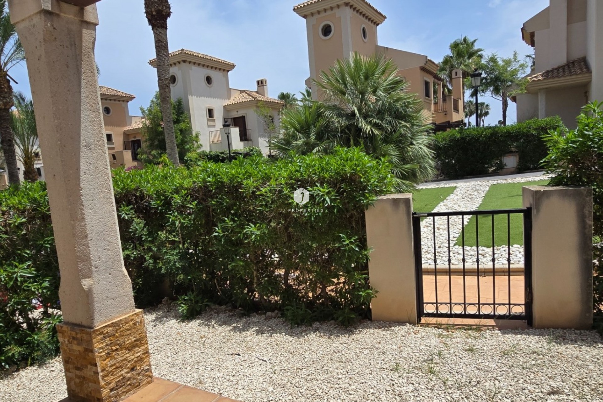 Z drugiej ręki - Villa -
Algorfa - Inland