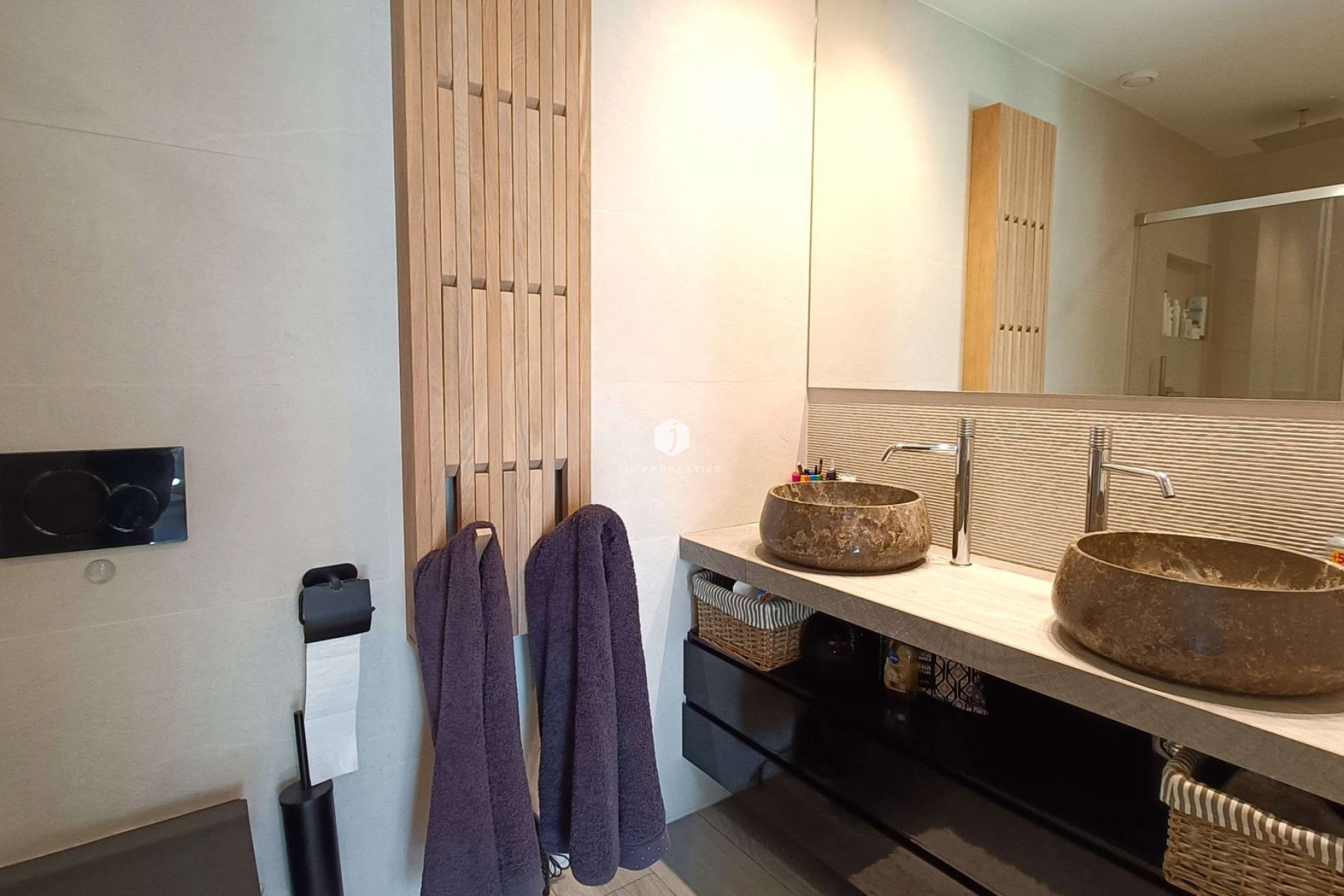 Z drugiej ręki - Villa -
Algorfa - Inland