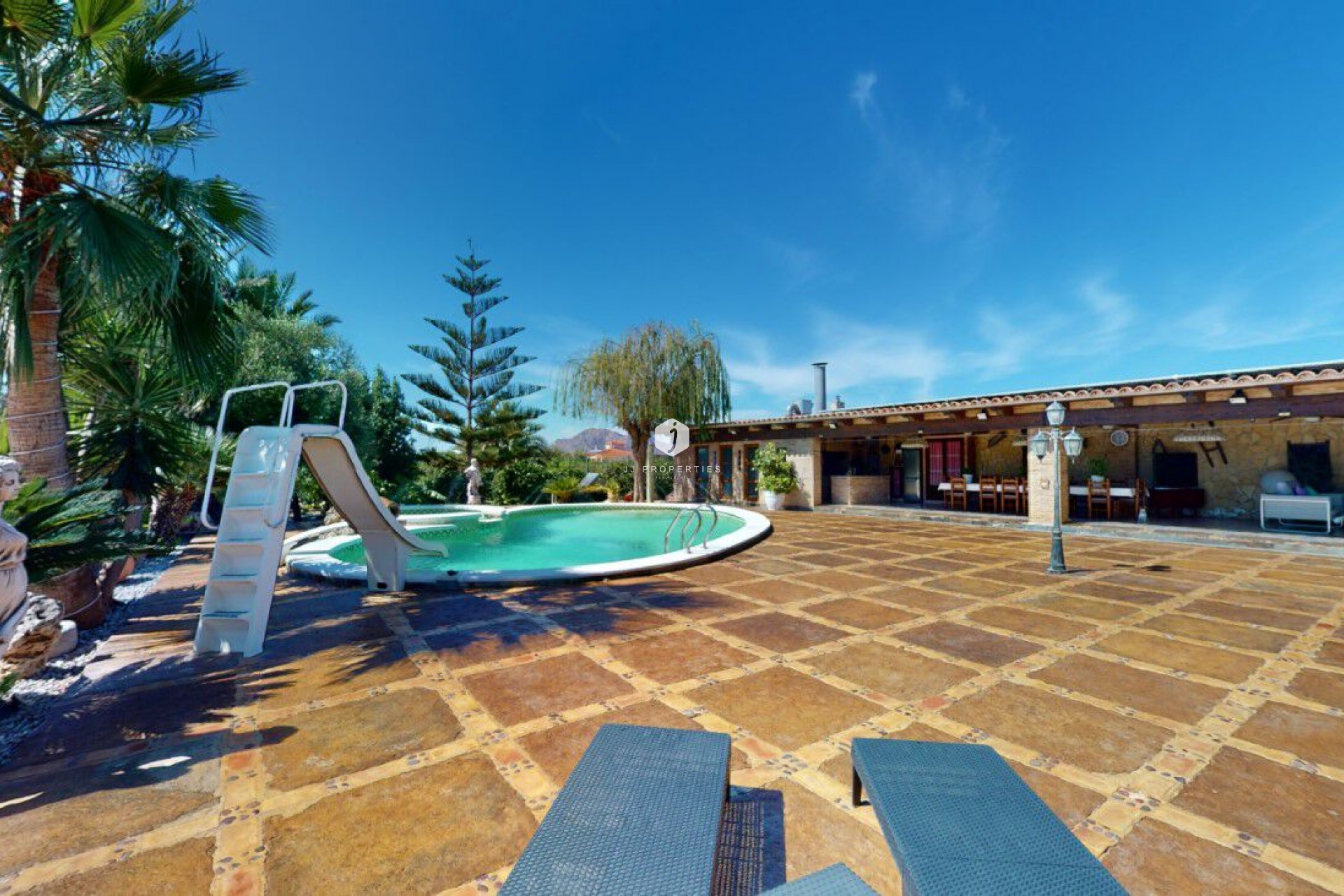 Z drugiej ręki - Villa -
Almoradí - Inland