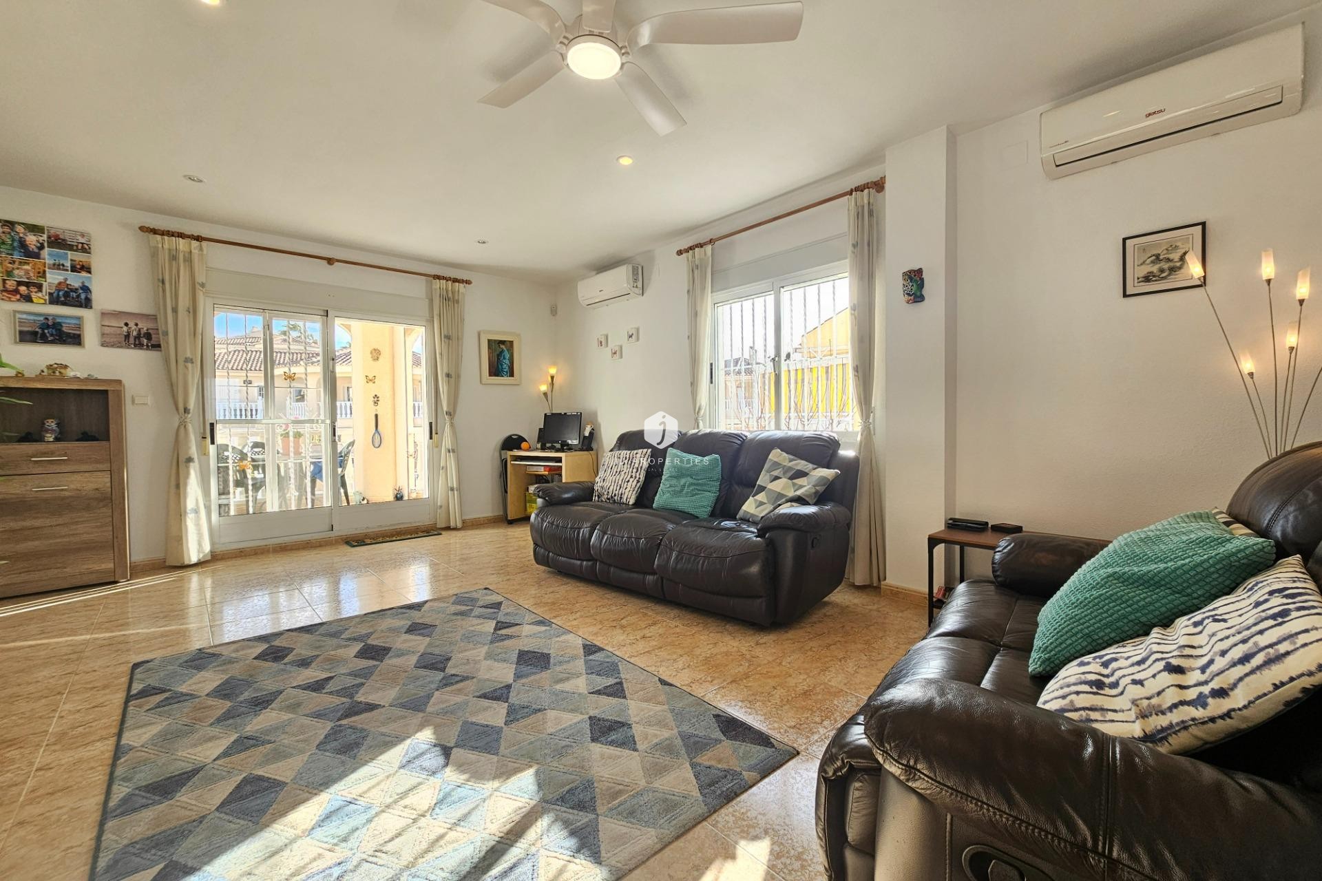 Z drugiej ręki - Villa -
Benijofar - Benimar 3