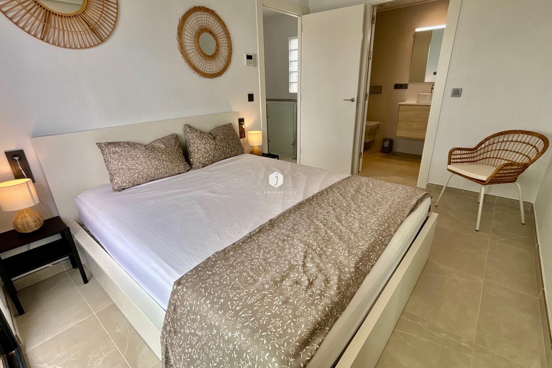 Z drugiej ręki - Villa -
Benijofar - Pueblo 4