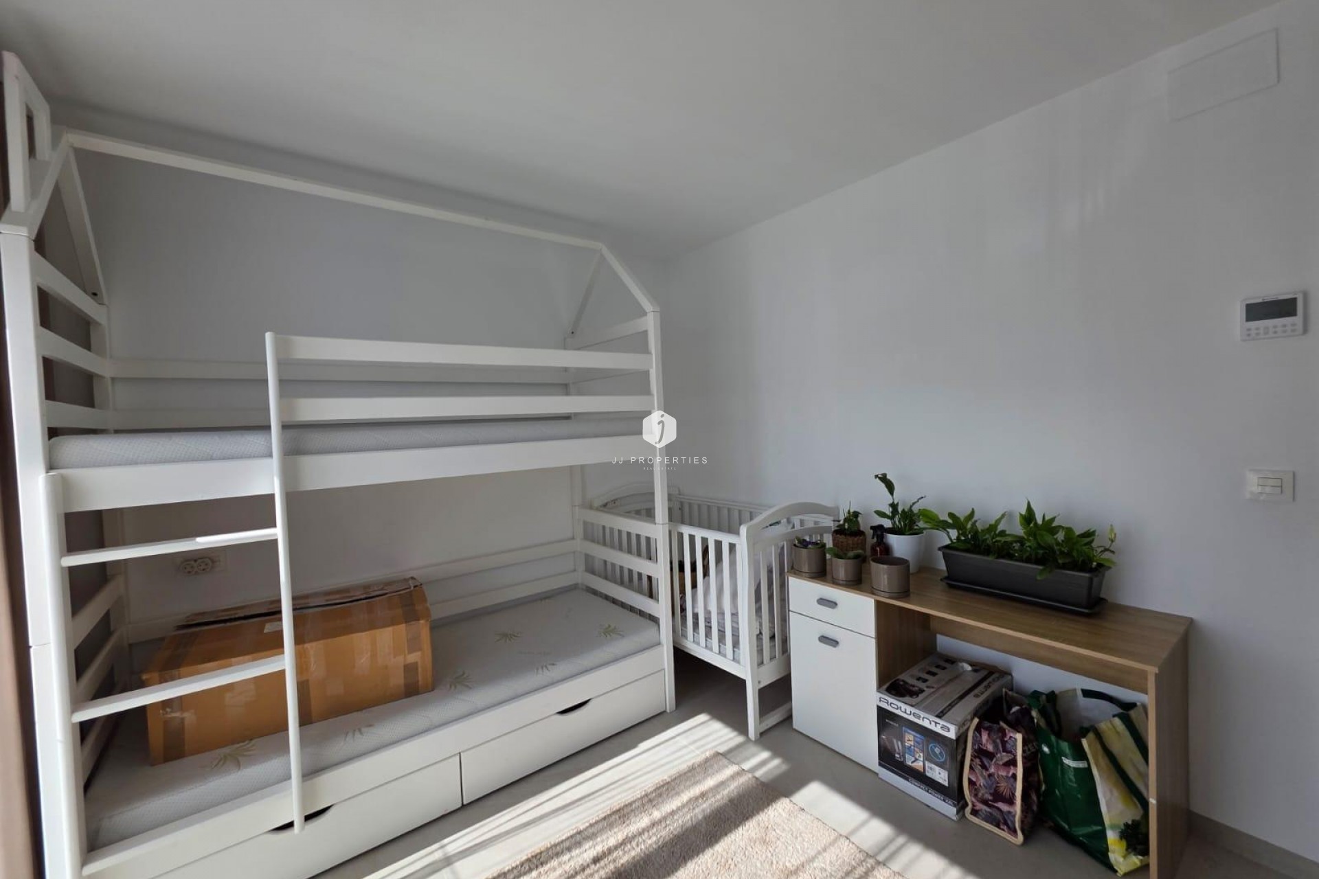 Z drugiej ręki - Villa -
Benijofar