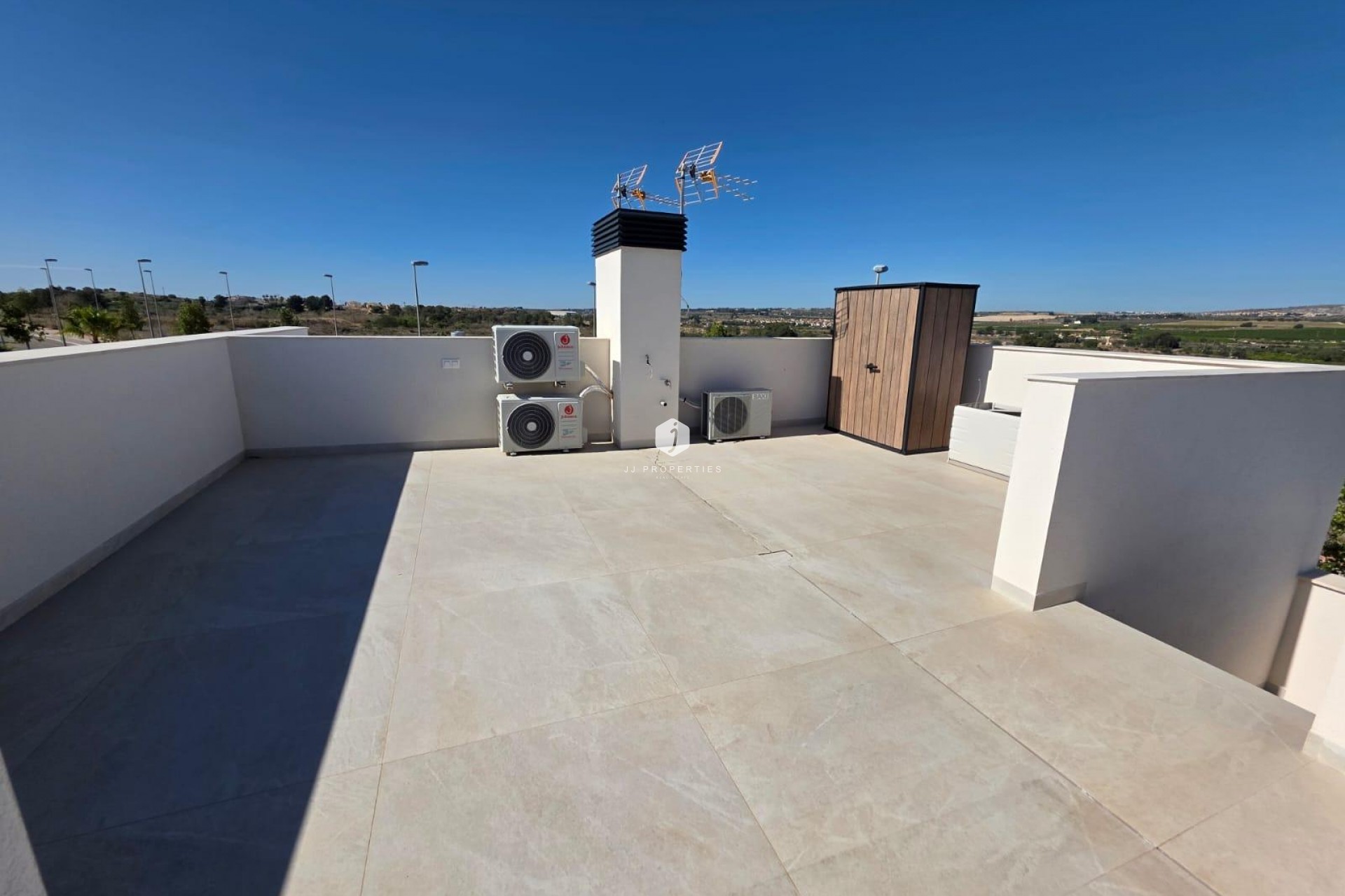 Z drugiej ręki - Villa -
Benijofar