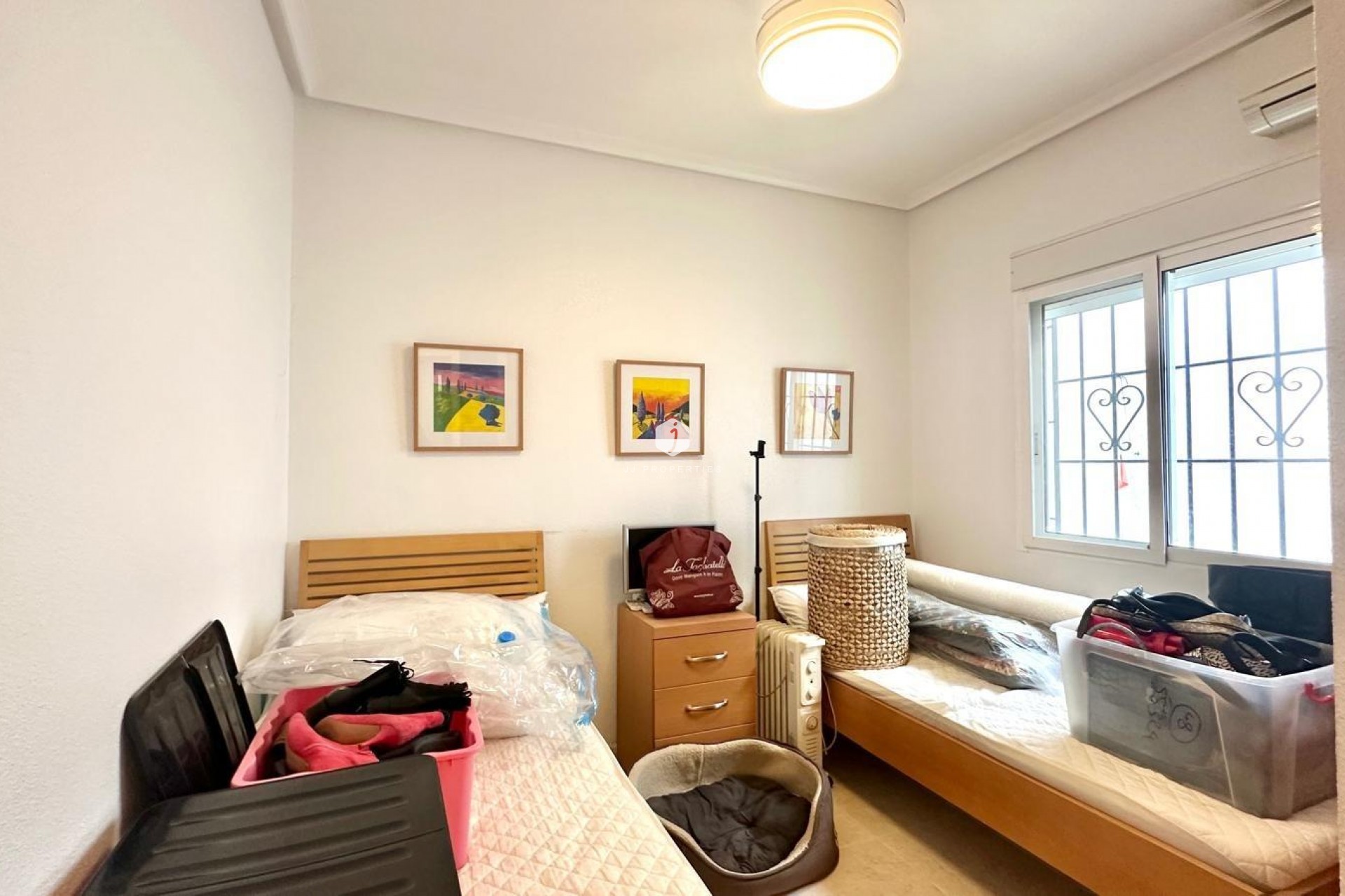 Z drugiej ręki - Villa -
Bigastro - Comunidad Valenciana