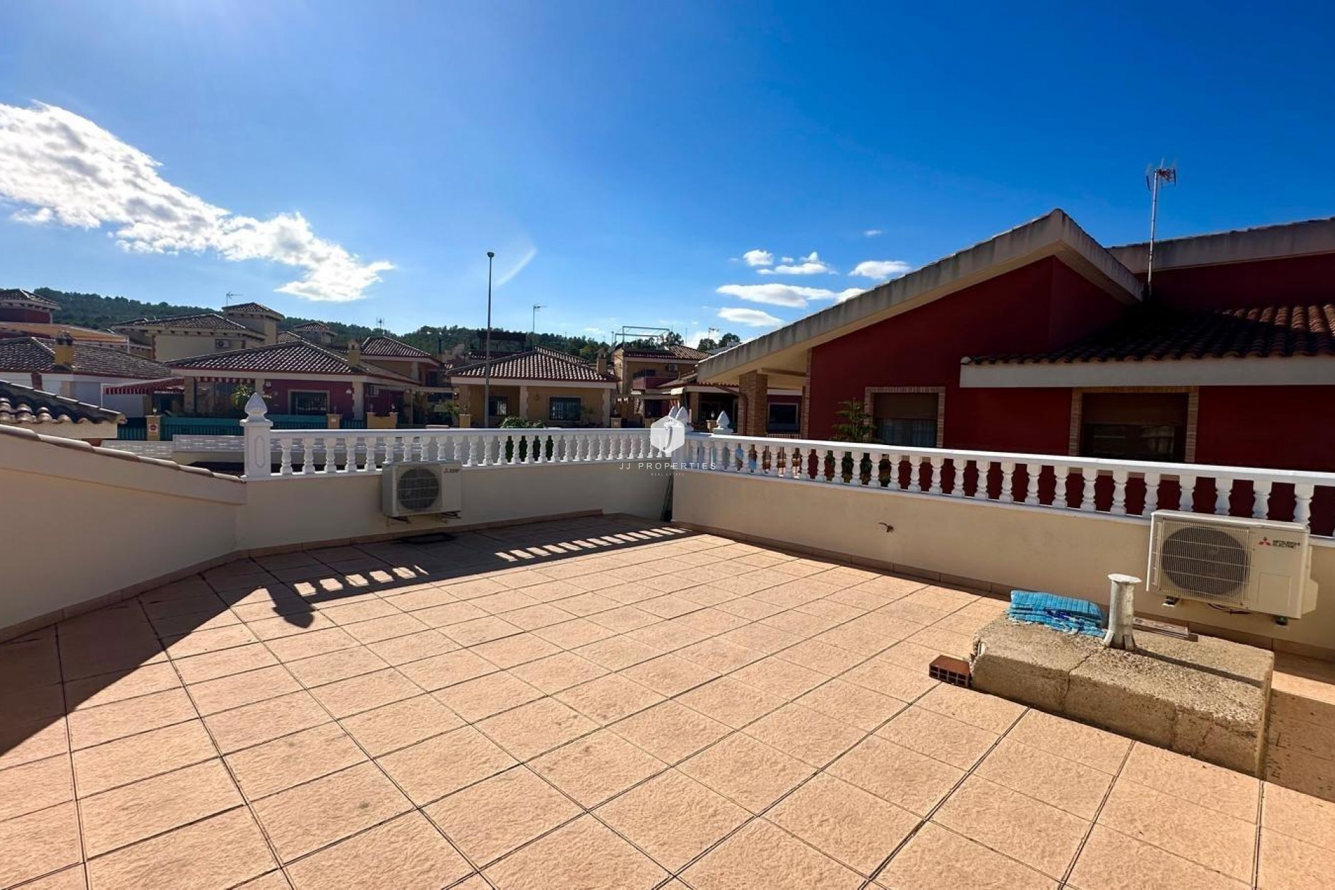 Z drugiej ręki - Villa -
Bigastro - Comunidad Valenciana