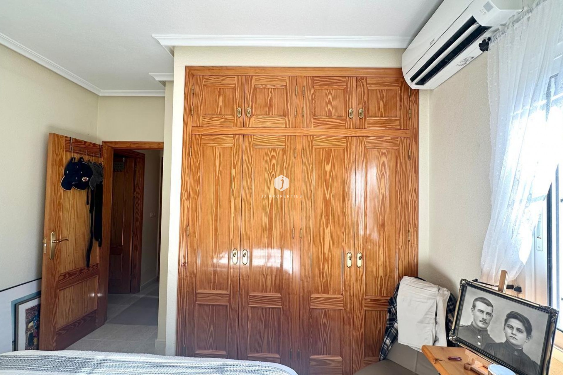 Z drugiej ręki - Villa -
Bigastro - Comunidad Valenciana