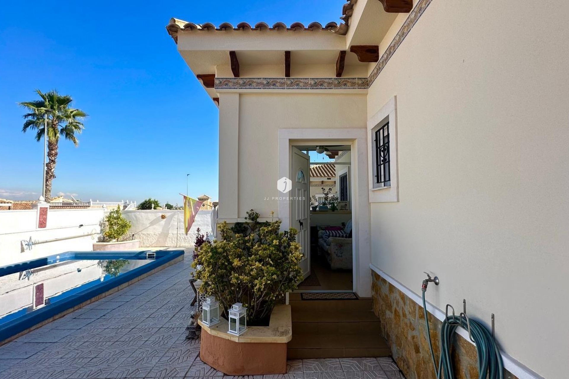 Z drugiej ręki - Villa -
Bigastro - Comunidad Valenciana