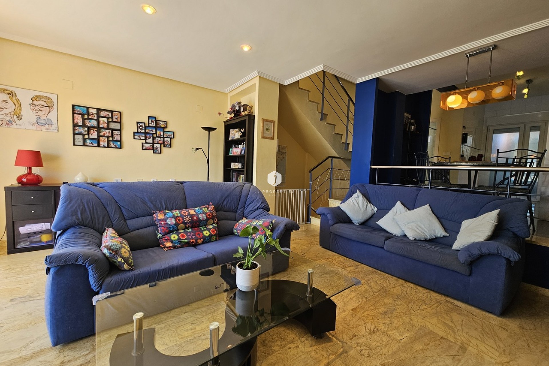 Z drugiej ręki - Villa -
Cabo Roig - Costa Blanca