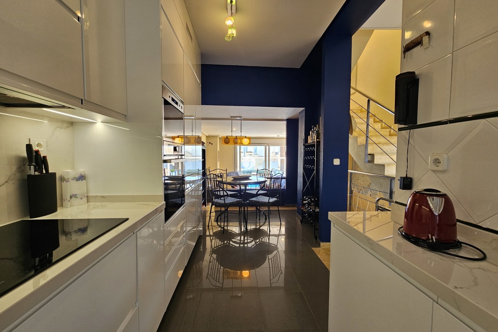 Z drugiej ręki - Villa -
Cabo Roig - Costa Blanca