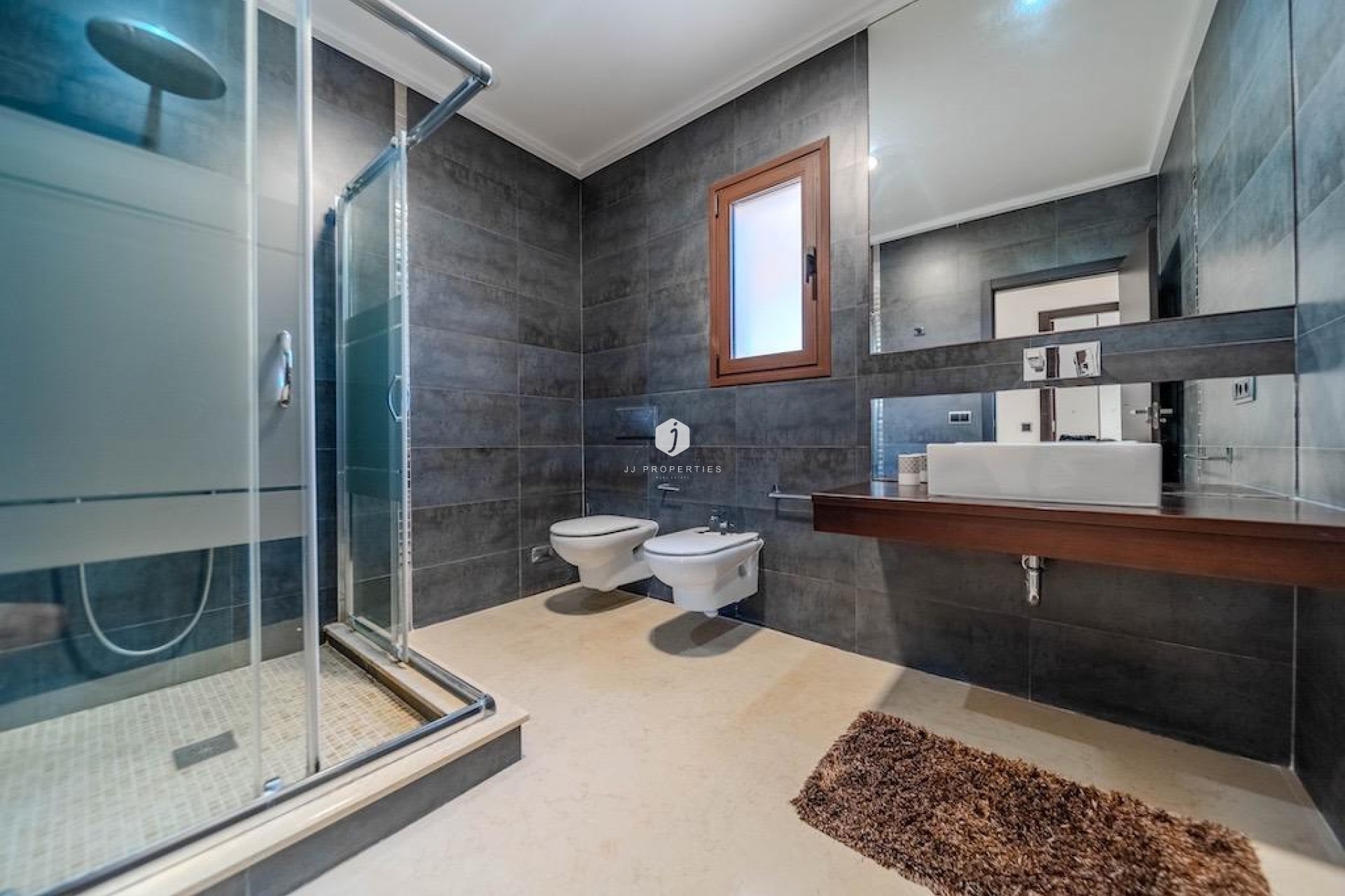 Z drugiej ręki - Villa -
Cabo Roig - Costa Blanca