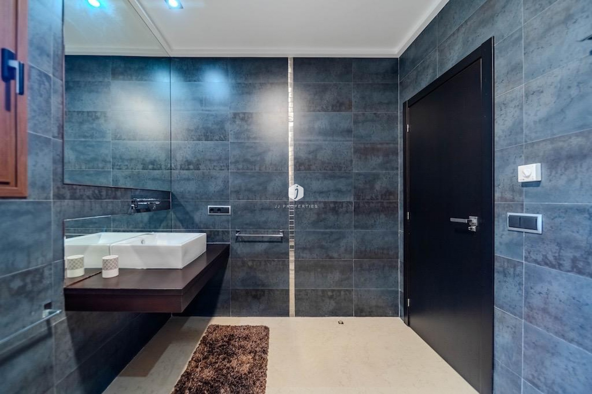 Z drugiej ręki - Villa -
Cabo Roig - Costa Blanca