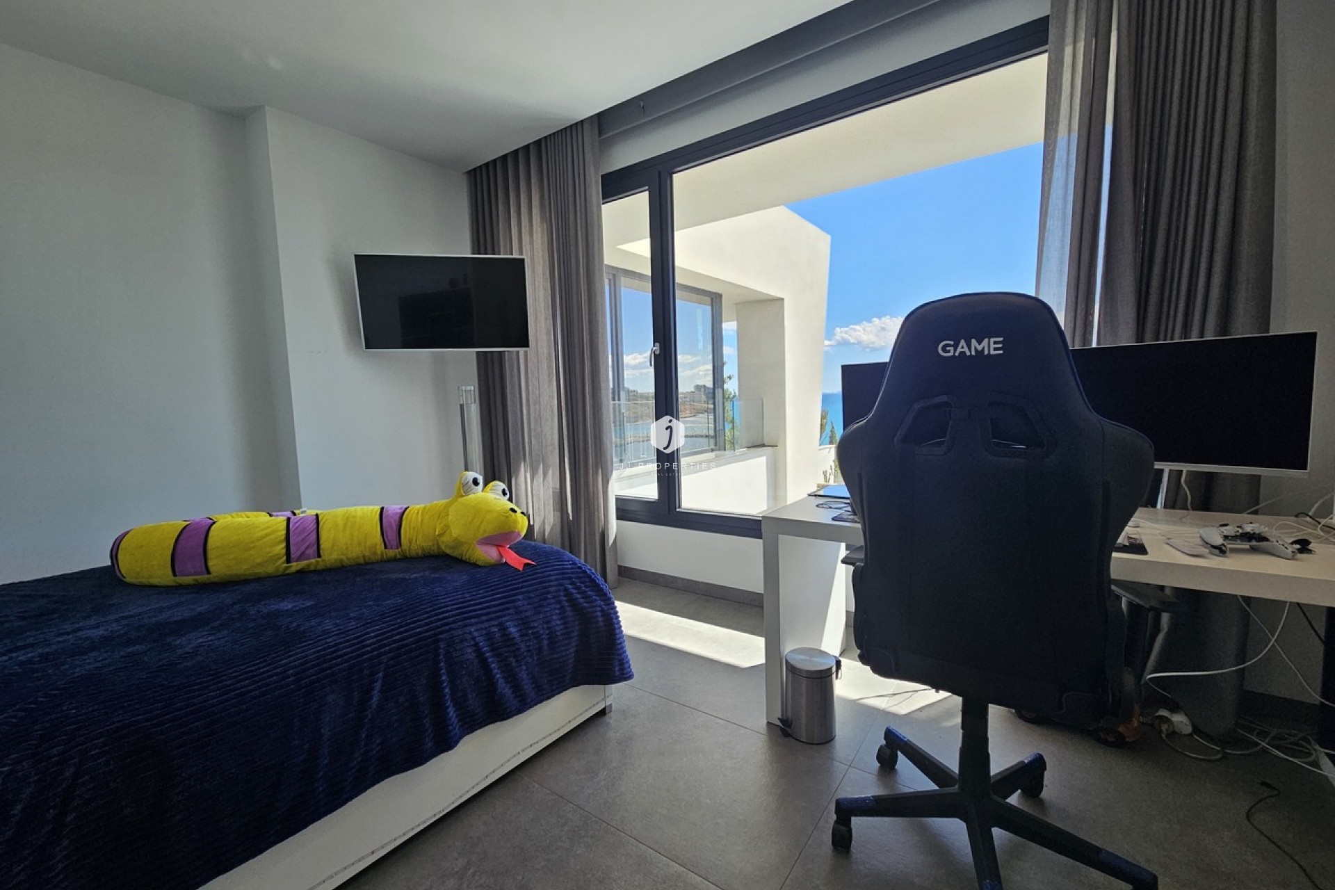 Z drugiej ręki - Villa -
Cabo Roig - Costa Blanca