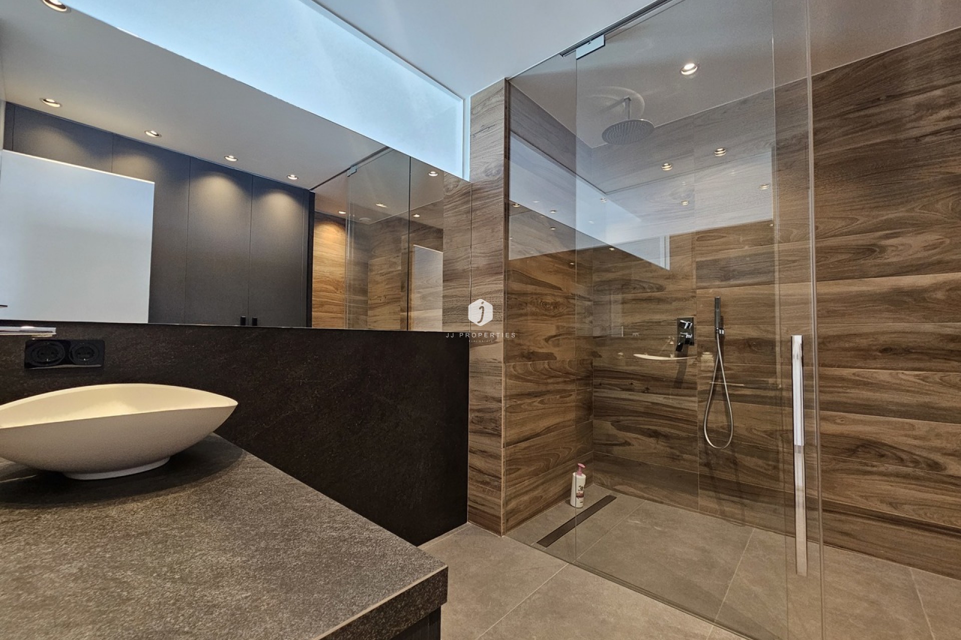 Z drugiej ręki - Villa -
Cabo Roig - Costa Blanca