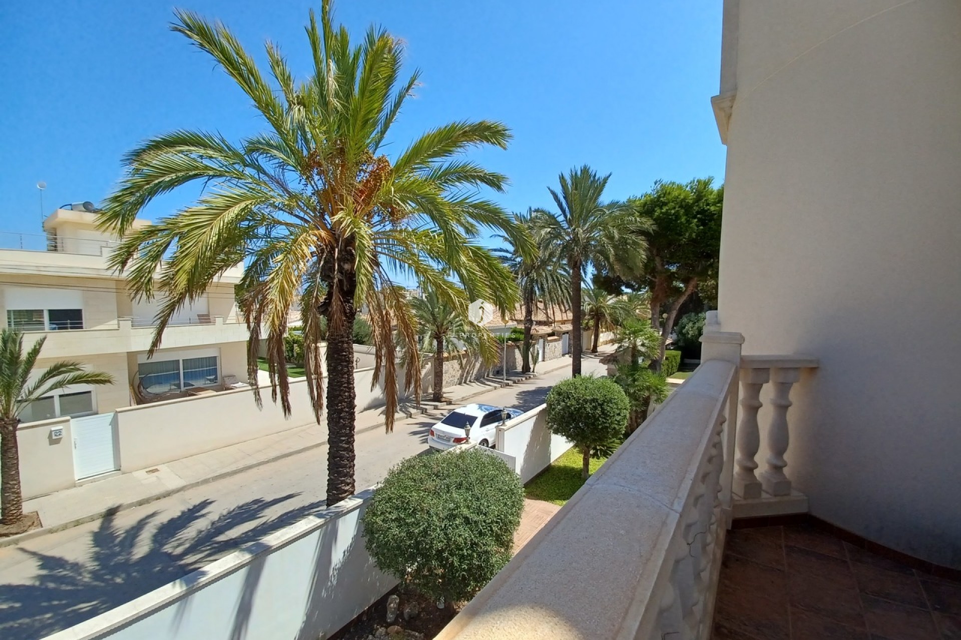 Z drugiej ręki - Villa -
Cabo Roig - Costa Blanca