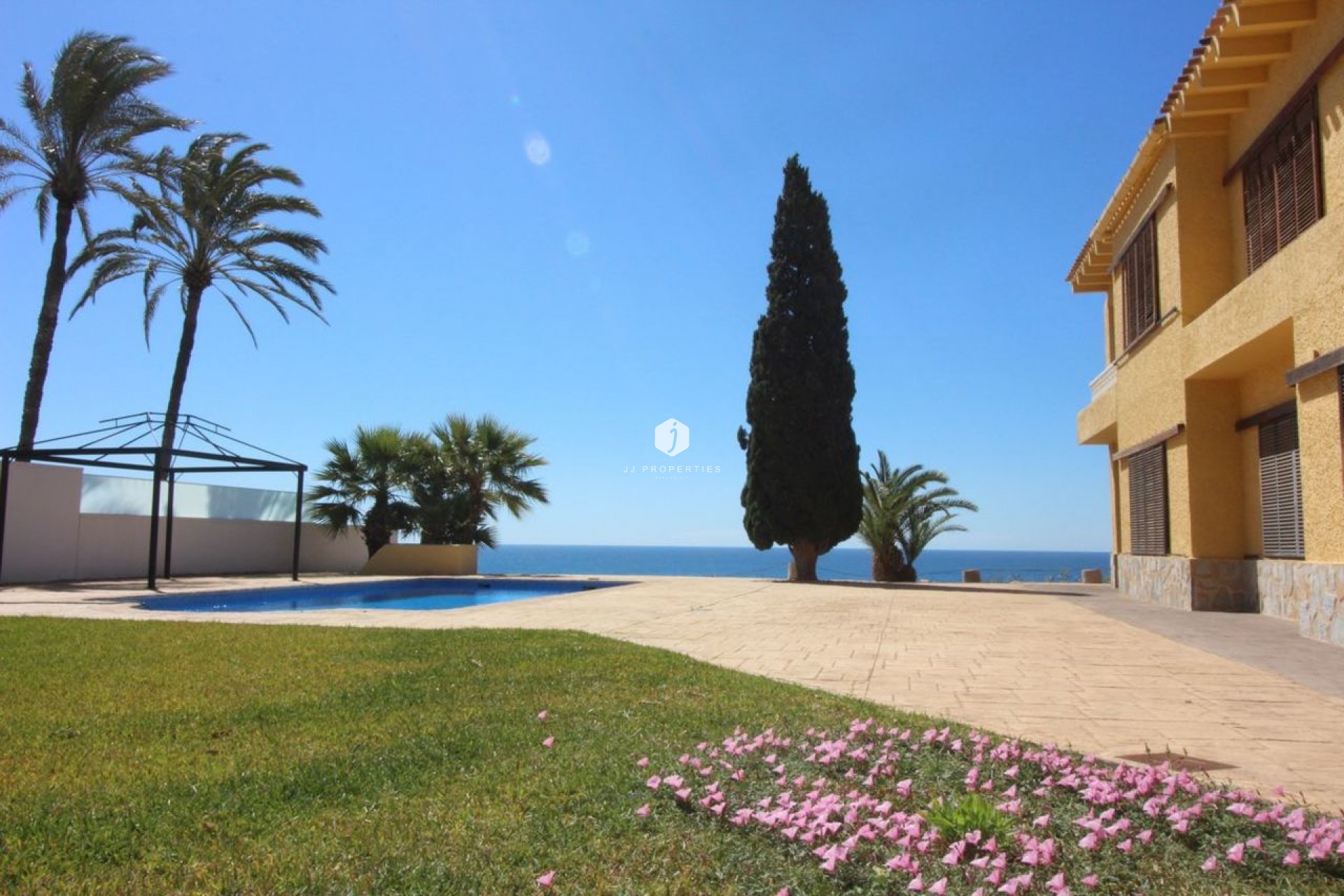 Z drugiej ręki - Villa -
Cabo Roig - Costa Blanca