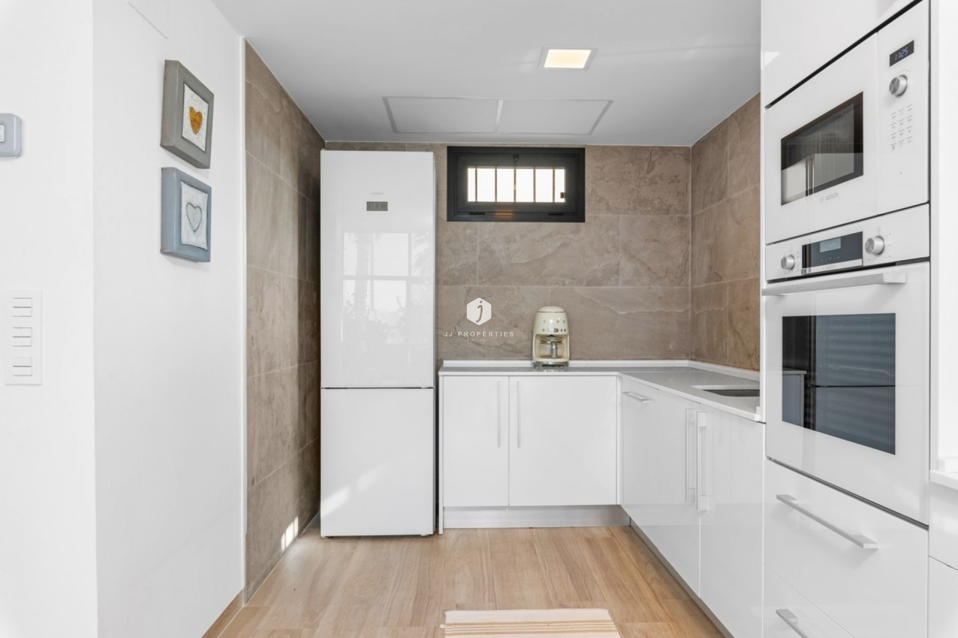 Z drugiej ręki - Villa -
Cabo Roig - Costa Blanca