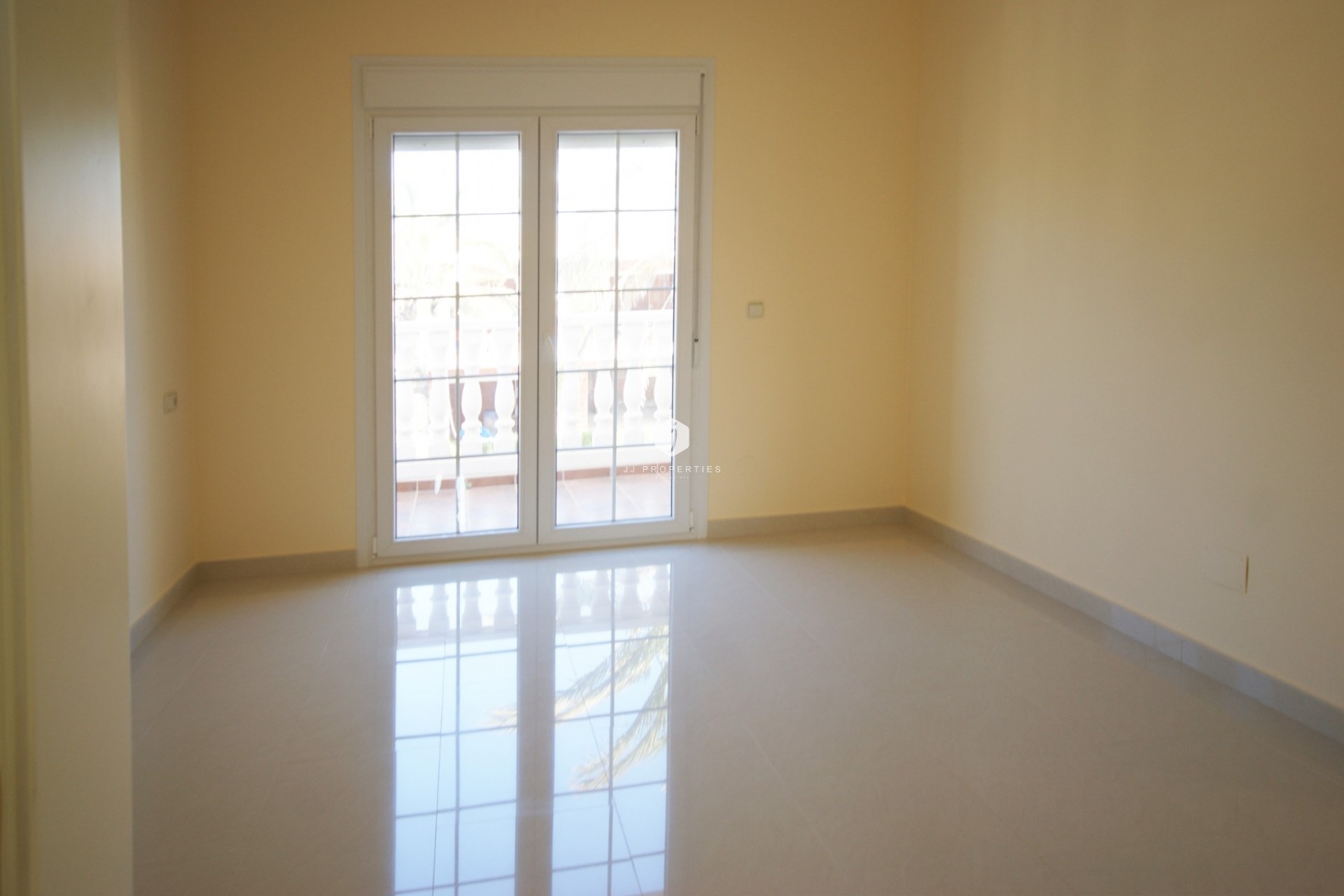 Z drugiej ręki - Villa -
Cabo Roig - Costa Blanca