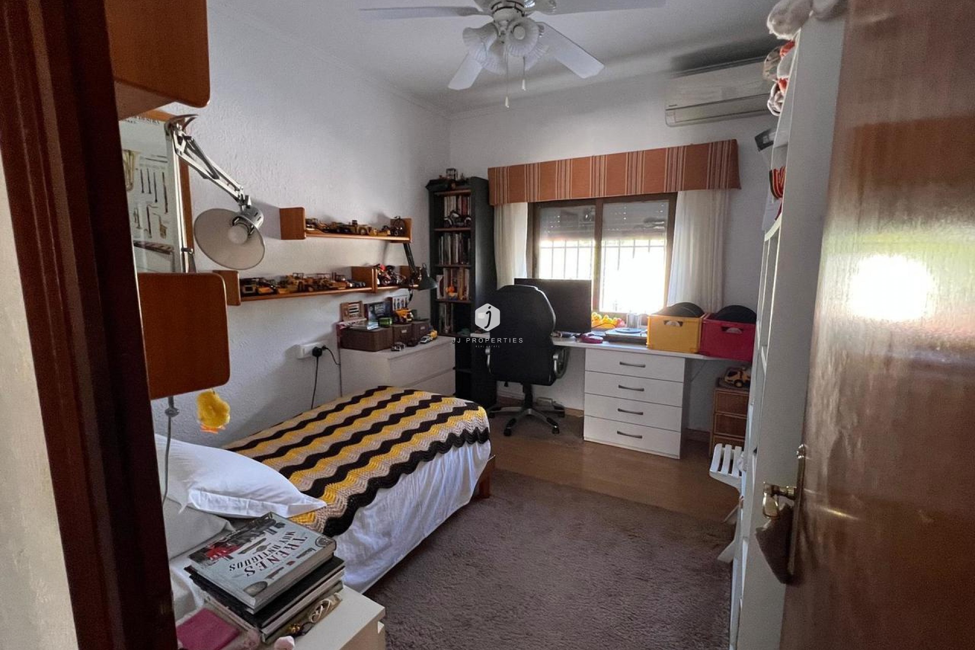 Z drugiej ręki - Villa -
Cabo Roig - Costa Blanca