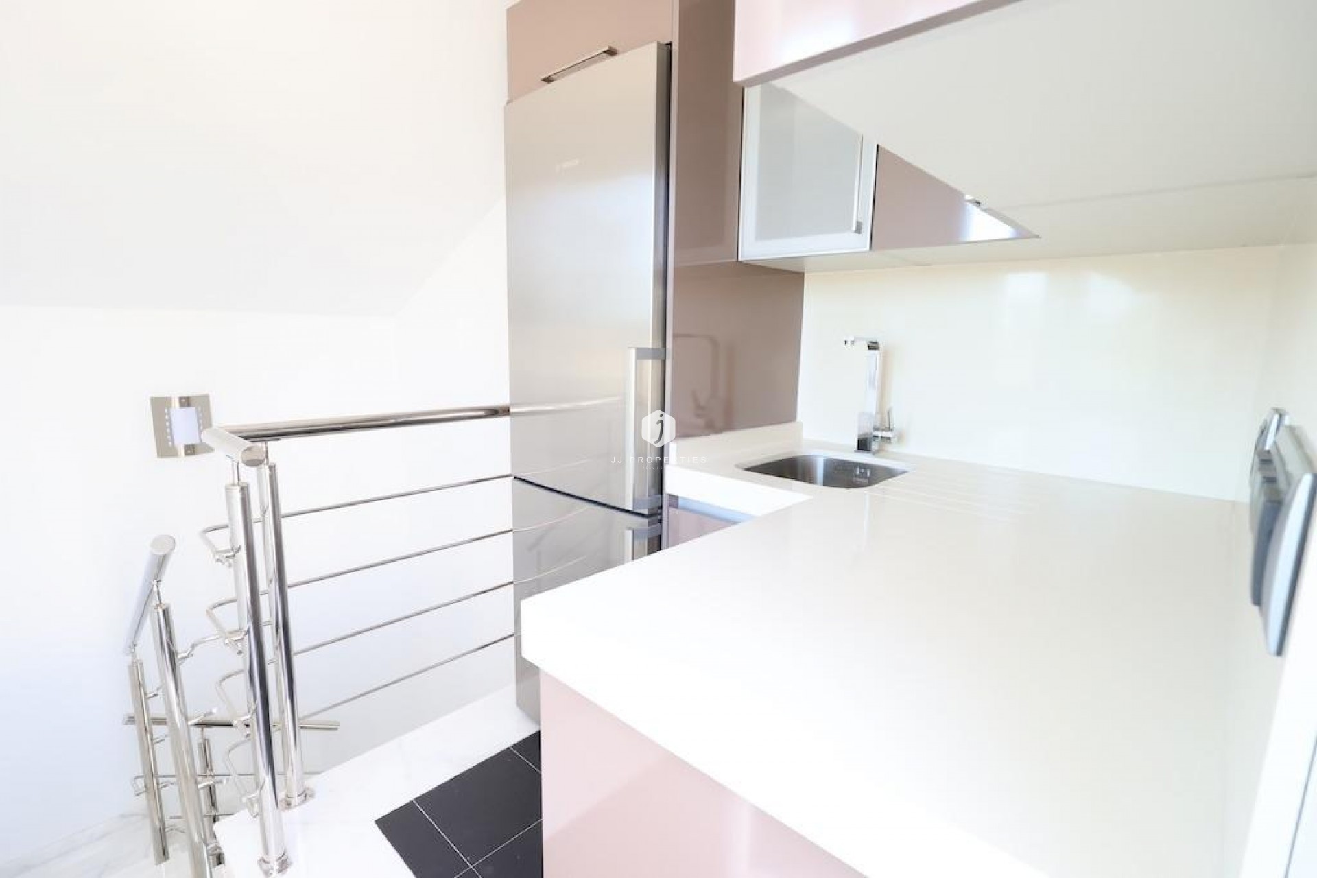 Z drugiej ręki - Villa -
Cabo Roig - Costa Blanca