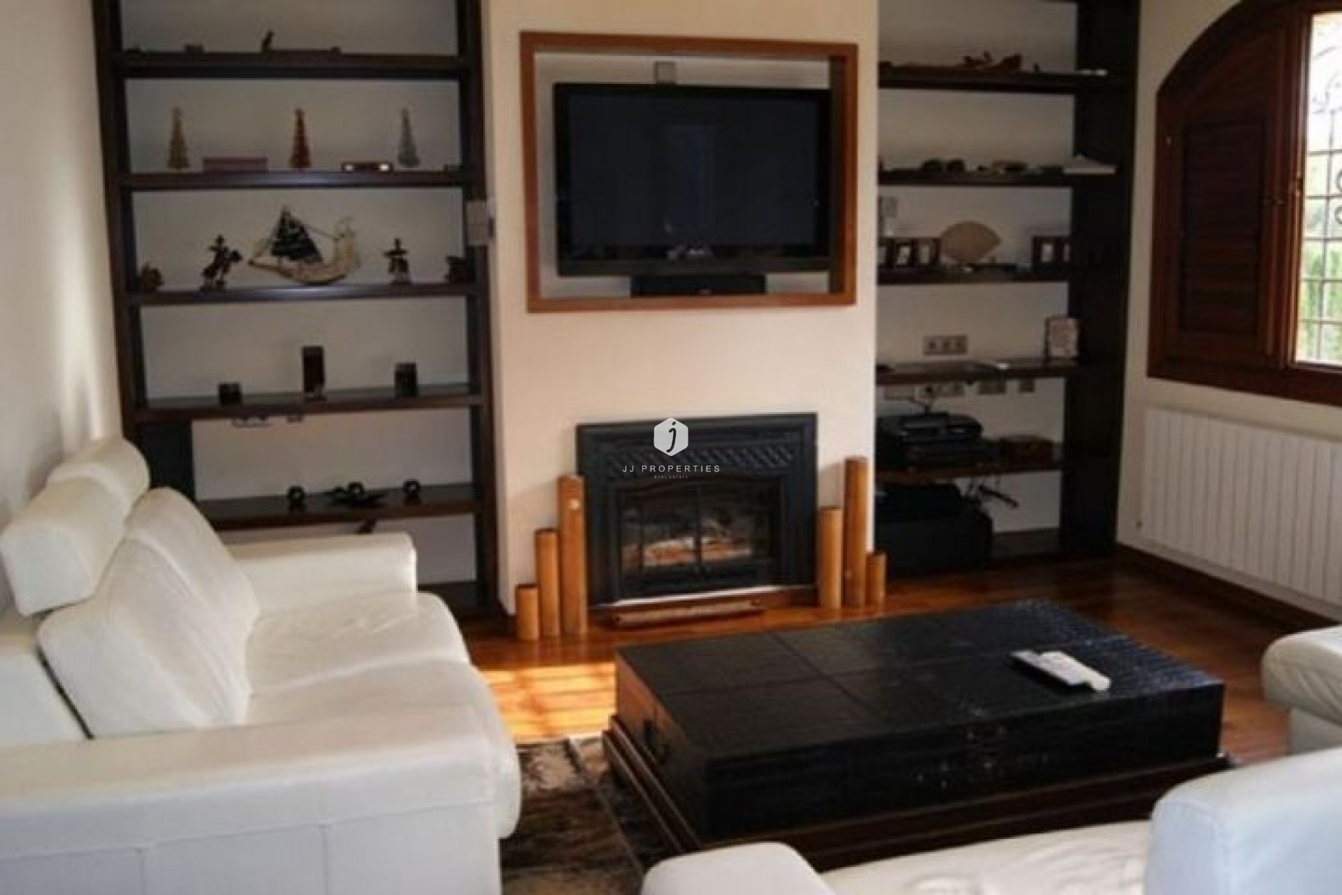 Z drugiej ręki - Villa -
Campoamor - Costa Blanca