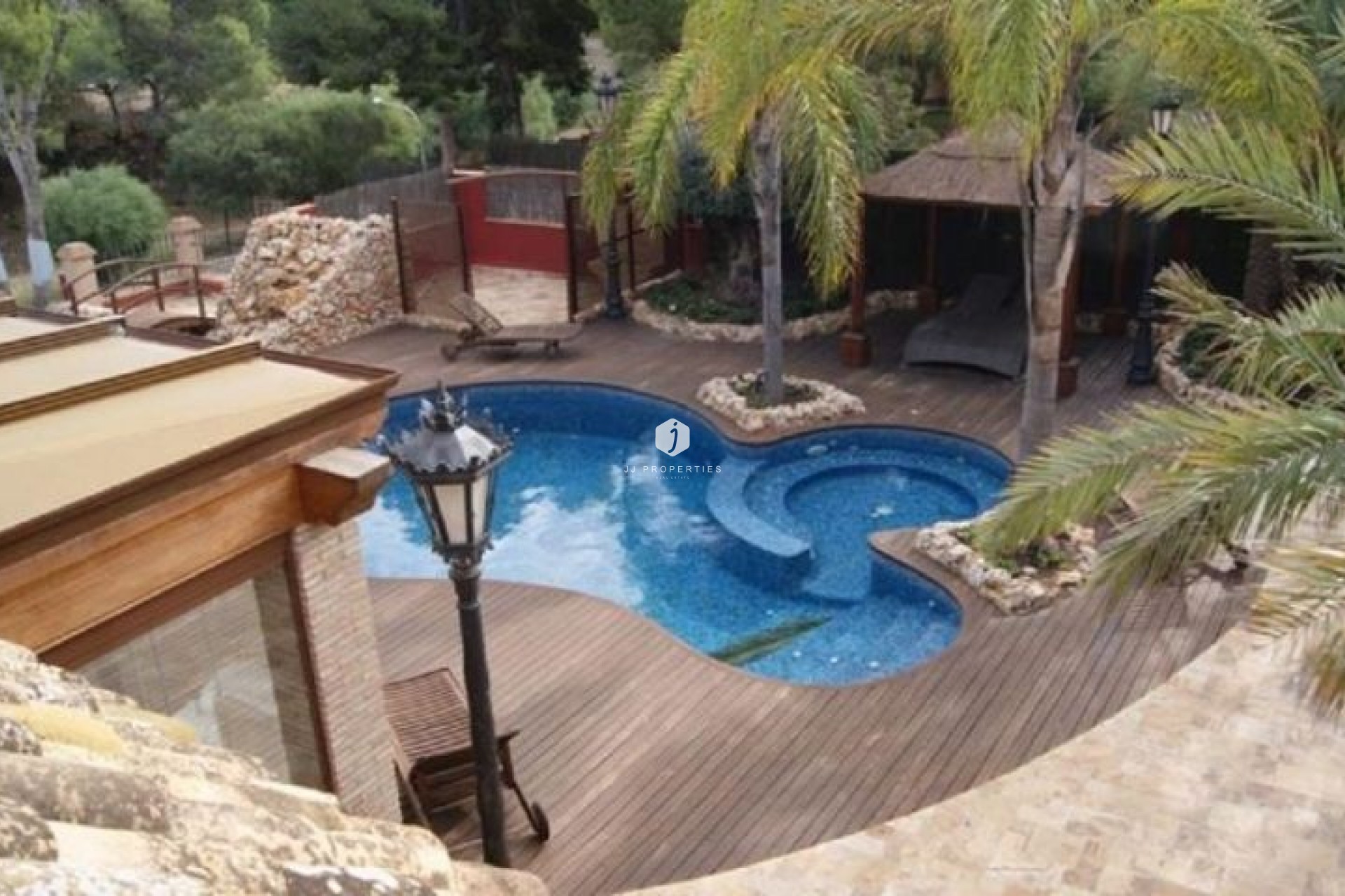 Z drugiej ręki - Villa -
Campoamor - Costa Blanca