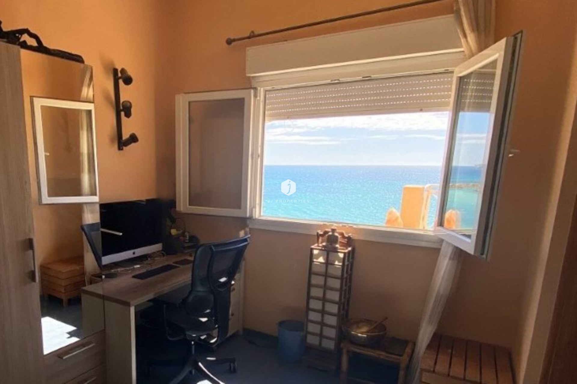 Z drugiej ręki - Villa -
Campoamor - Costa Blanca