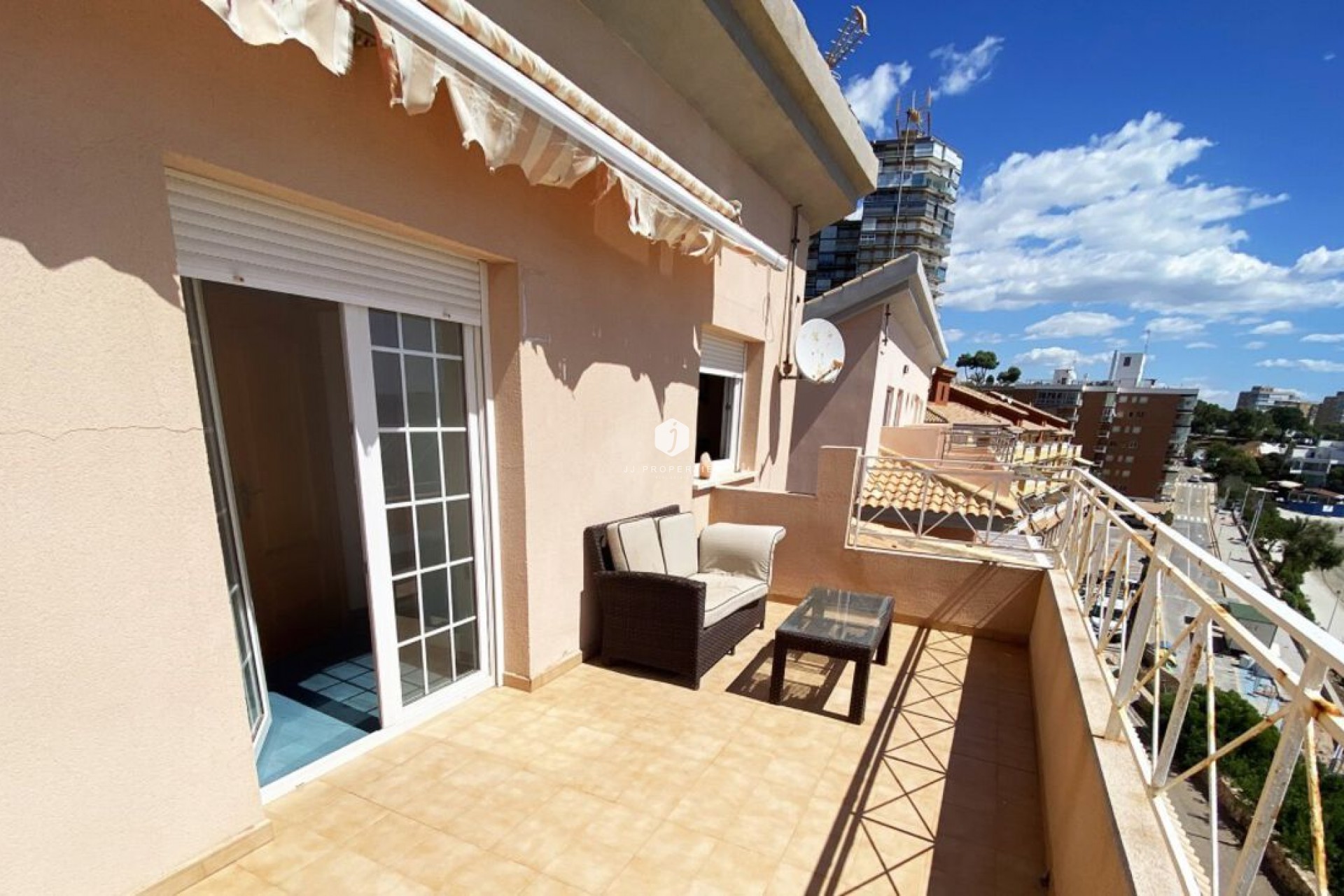 Z drugiej ręki - Villa -
Campoamor - Costa Blanca