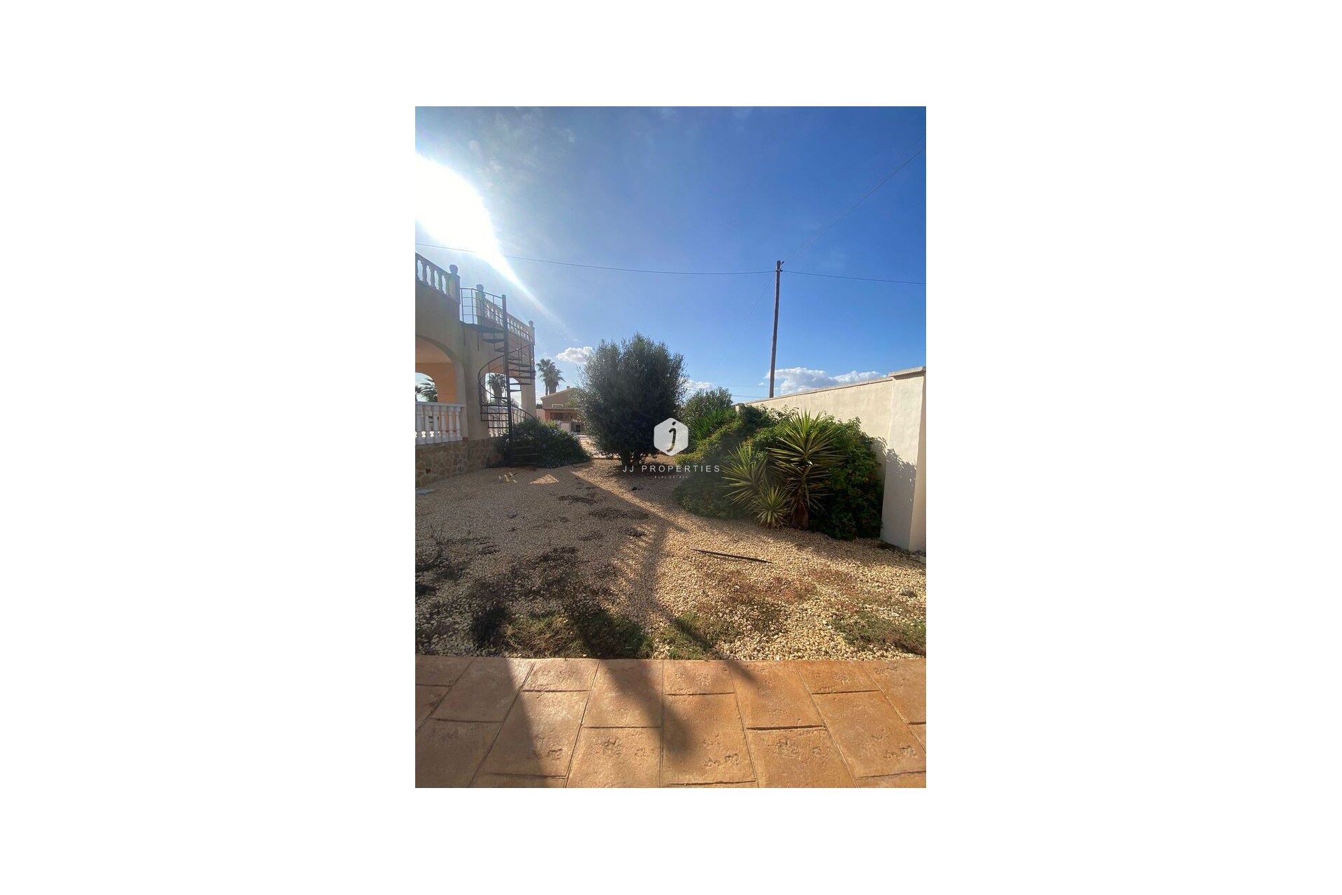 Z drugiej ręki - Villa -
Catral - Costa Blanca