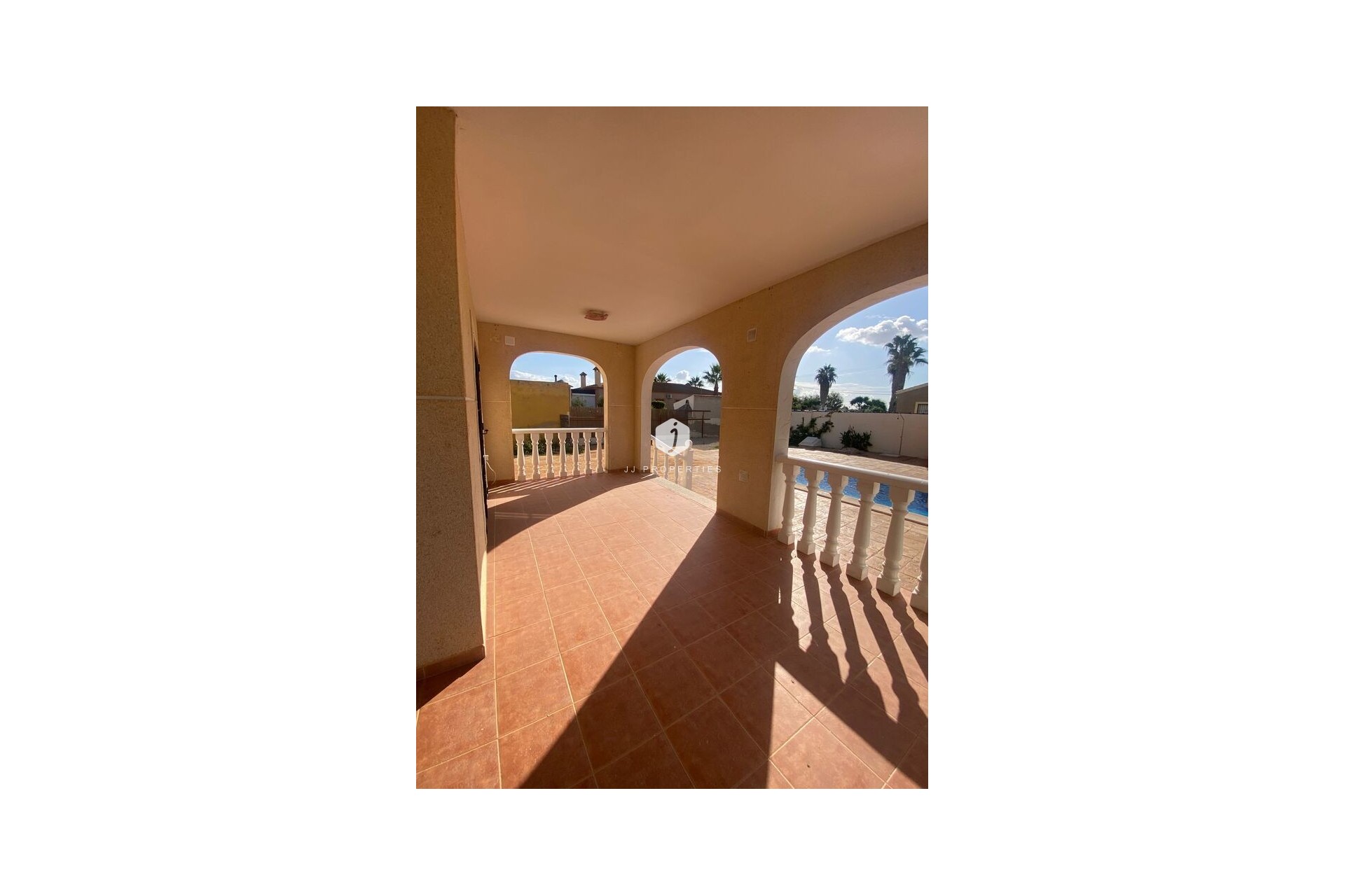 Z drugiej ręki - Villa -
Catral - Costa Blanca