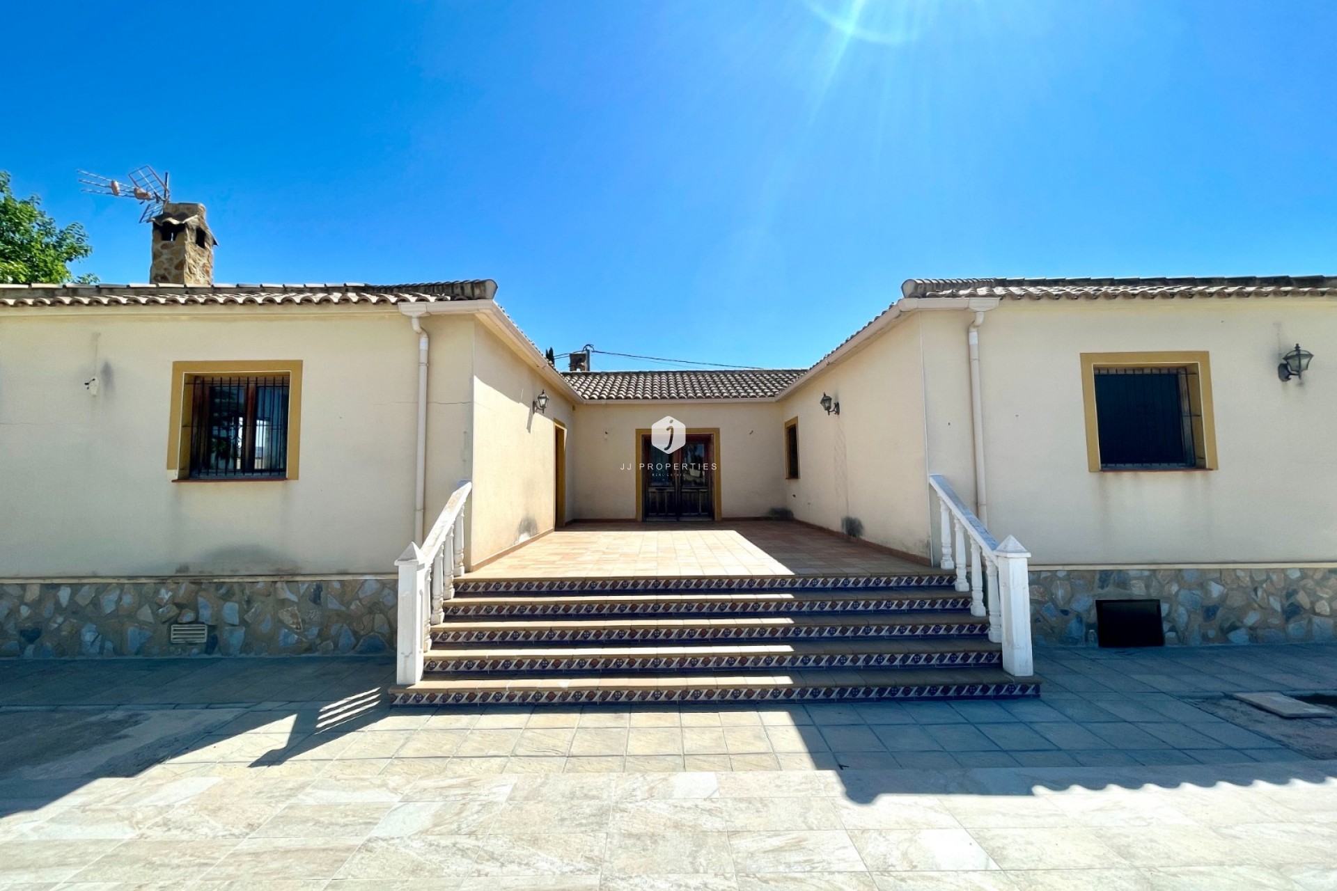 Z drugiej ręki - Villa -
Catral - Costa Blanca
