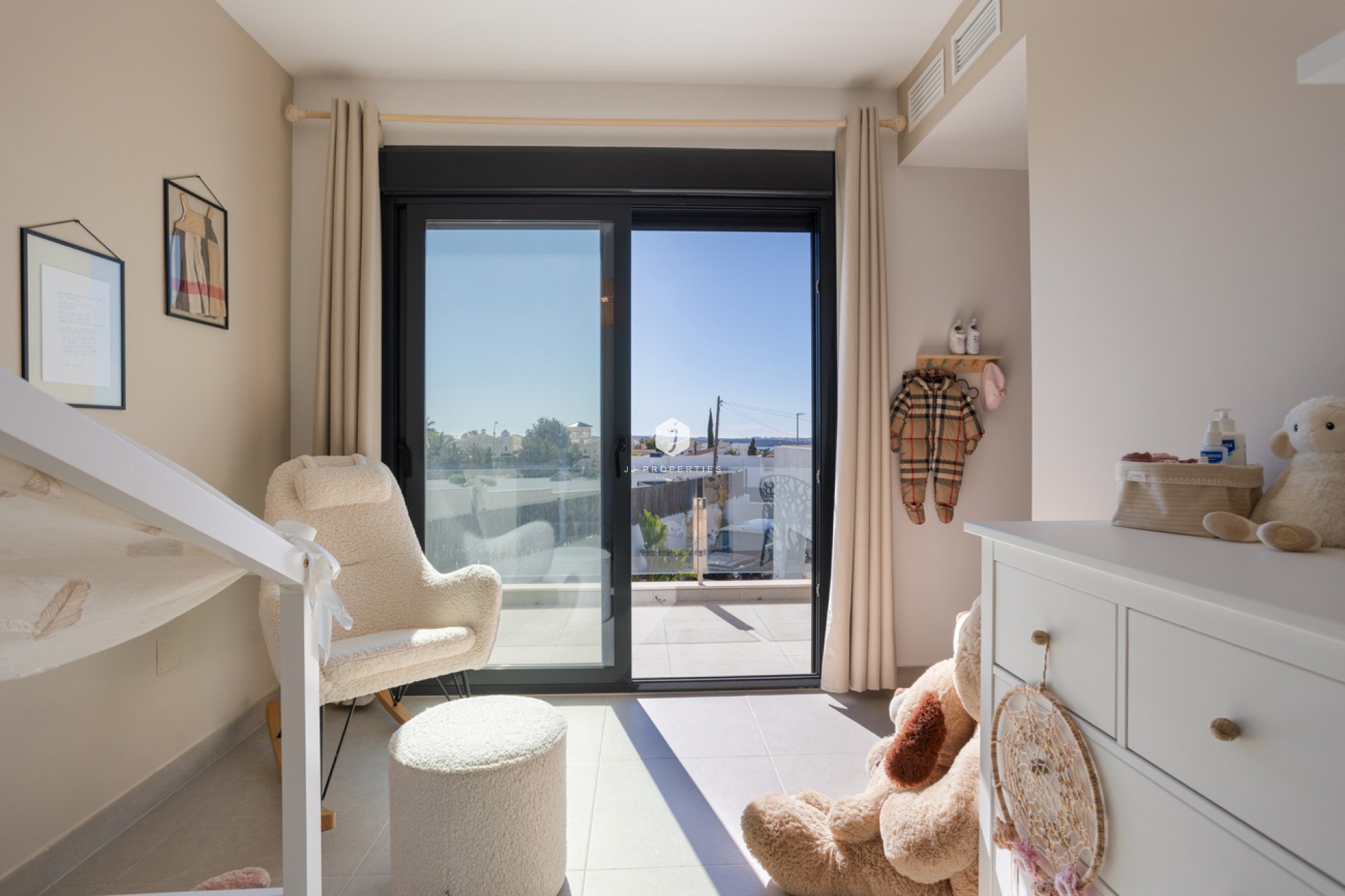 Z drugiej ręki - Villa -
Ciudad Quesada - center