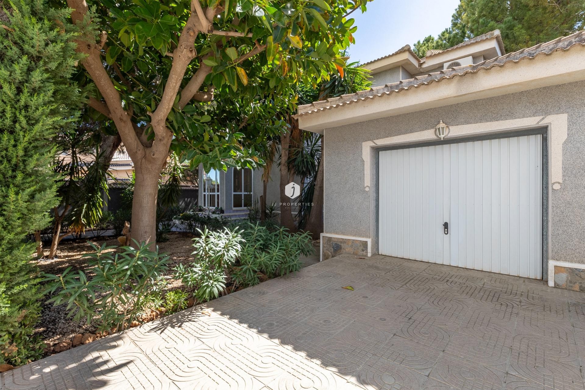 Z drugiej ręki - Villa -
Ciudad Quesada - Ciudad Quesada - Doña Pepa