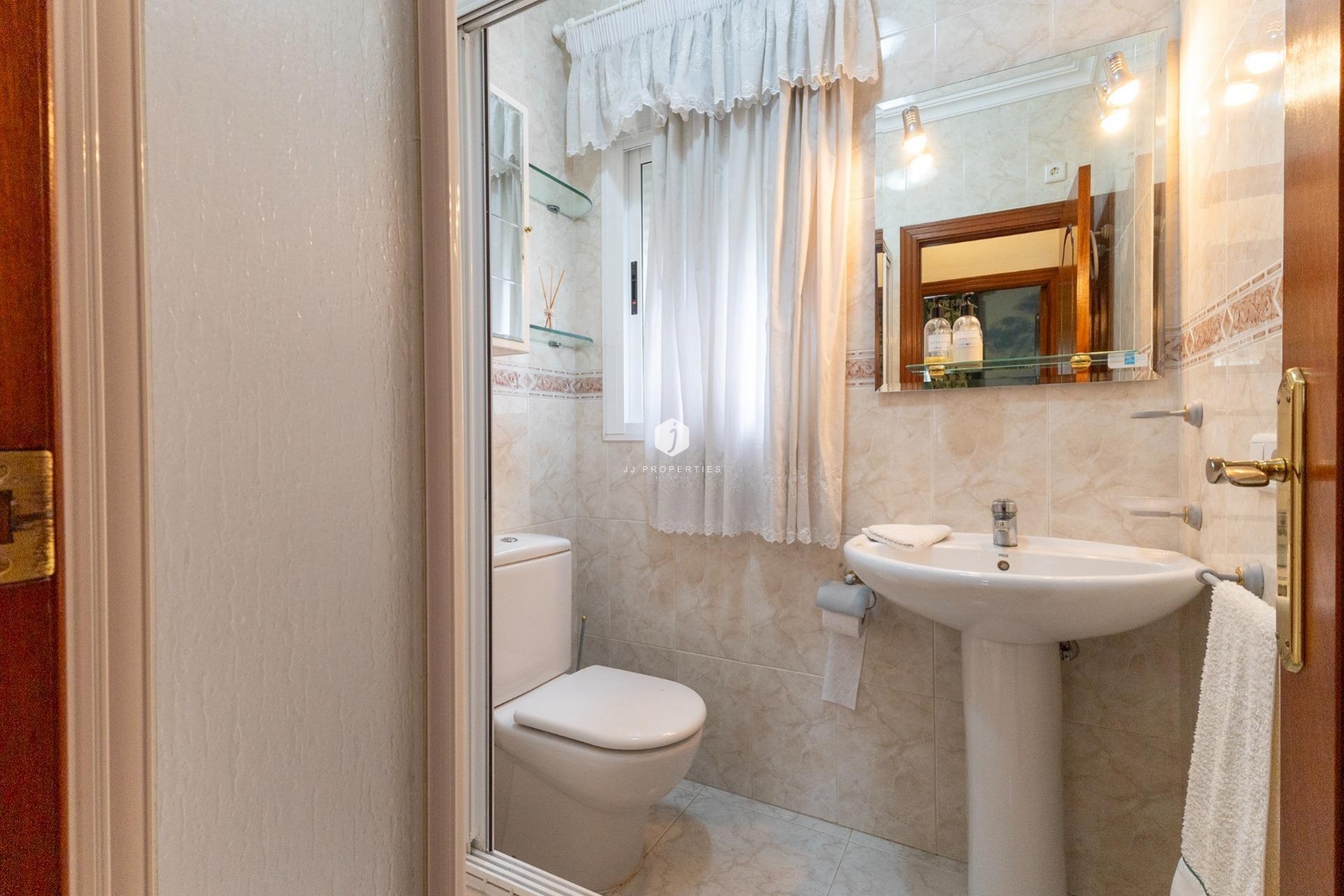 Z drugiej ręki - Villa -
Ciudad Quesada - Ciudad Quesada - Doña Pepa