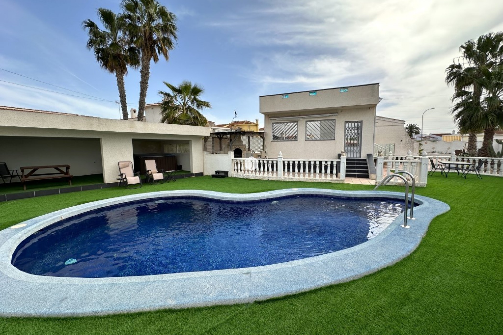 Z drugiej ręki - Villa -
Ciudad Quesada - Costa Blanca