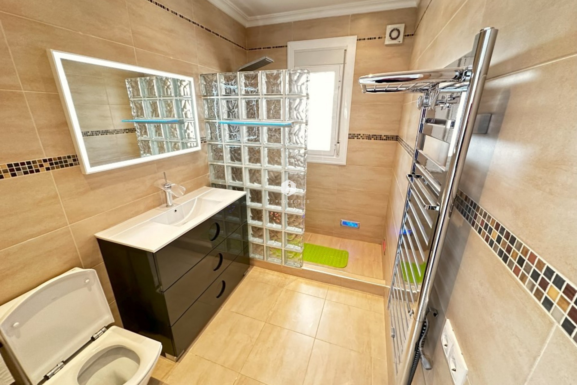 Z drugiej ręki - Villa -
Ciudad Quesada - Costa Blanca