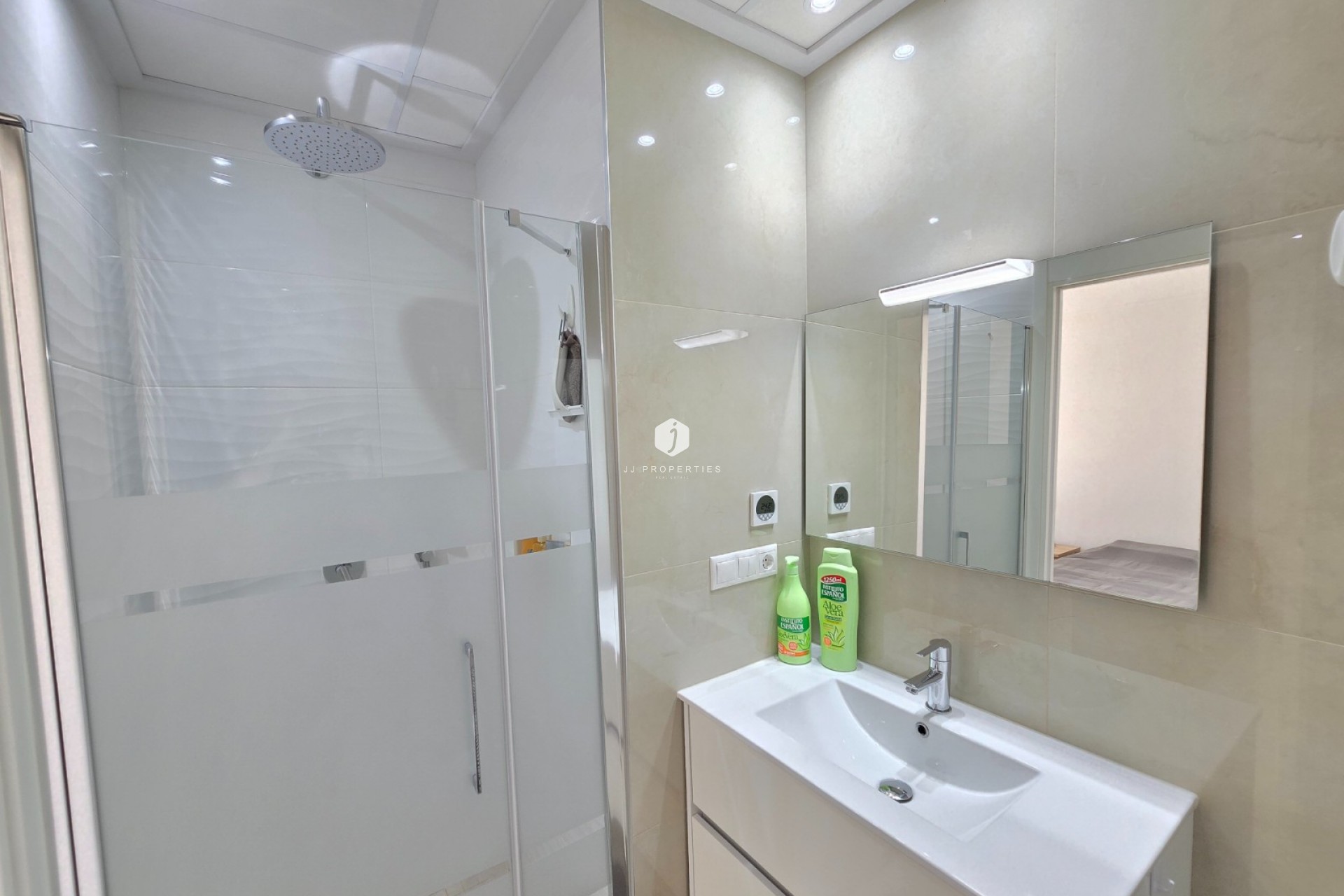 Z drugiej ręki - Villa -
Ciudad Quesada - Costa Blanca