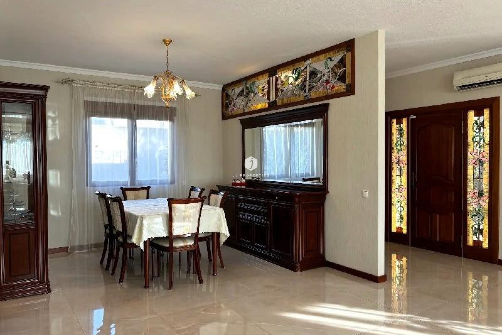 Z drugiej ręki - Villa -
Ciudad Quesada