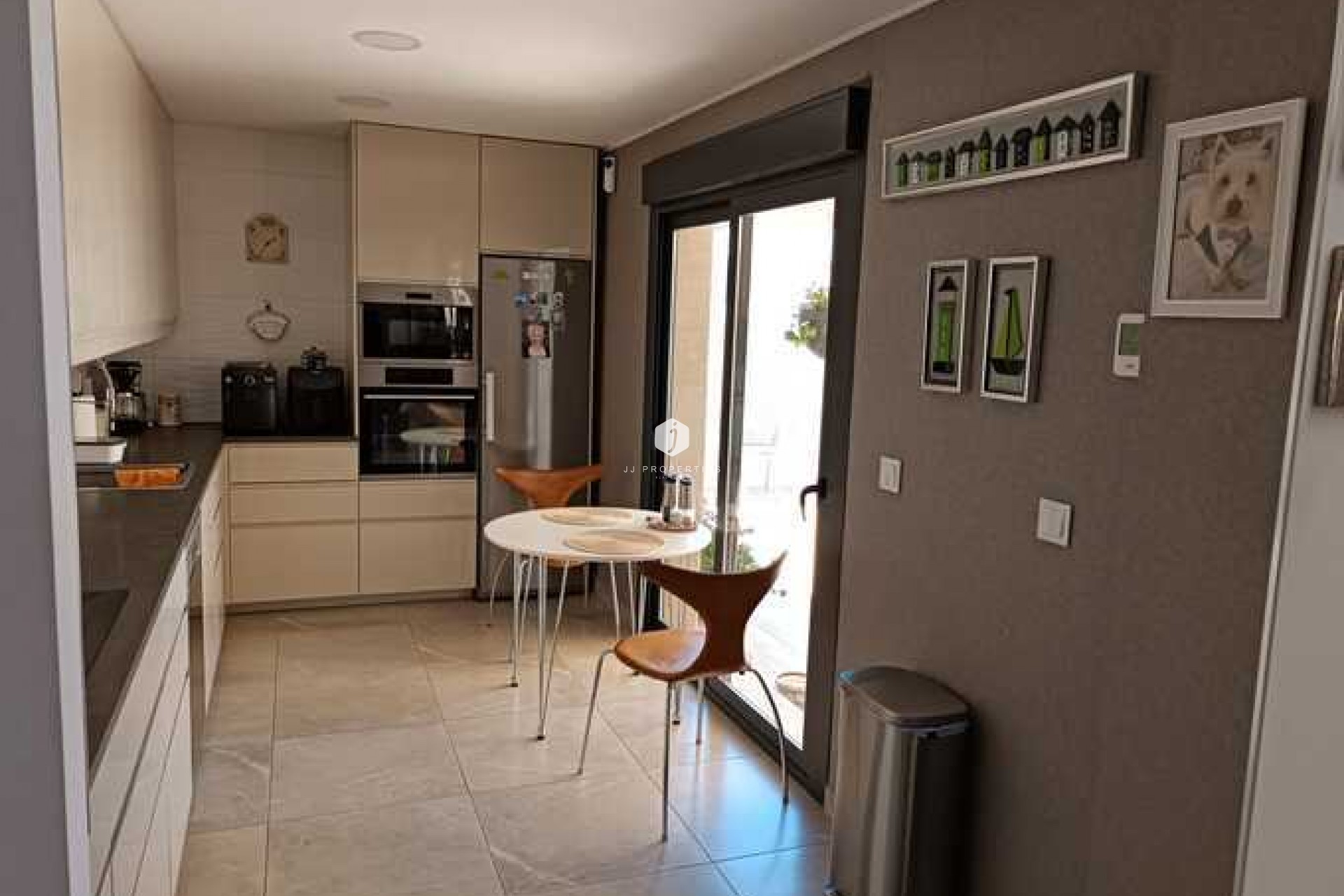 Z drugiej ręki - Villa -
Daya Nueva - Costa Blanca