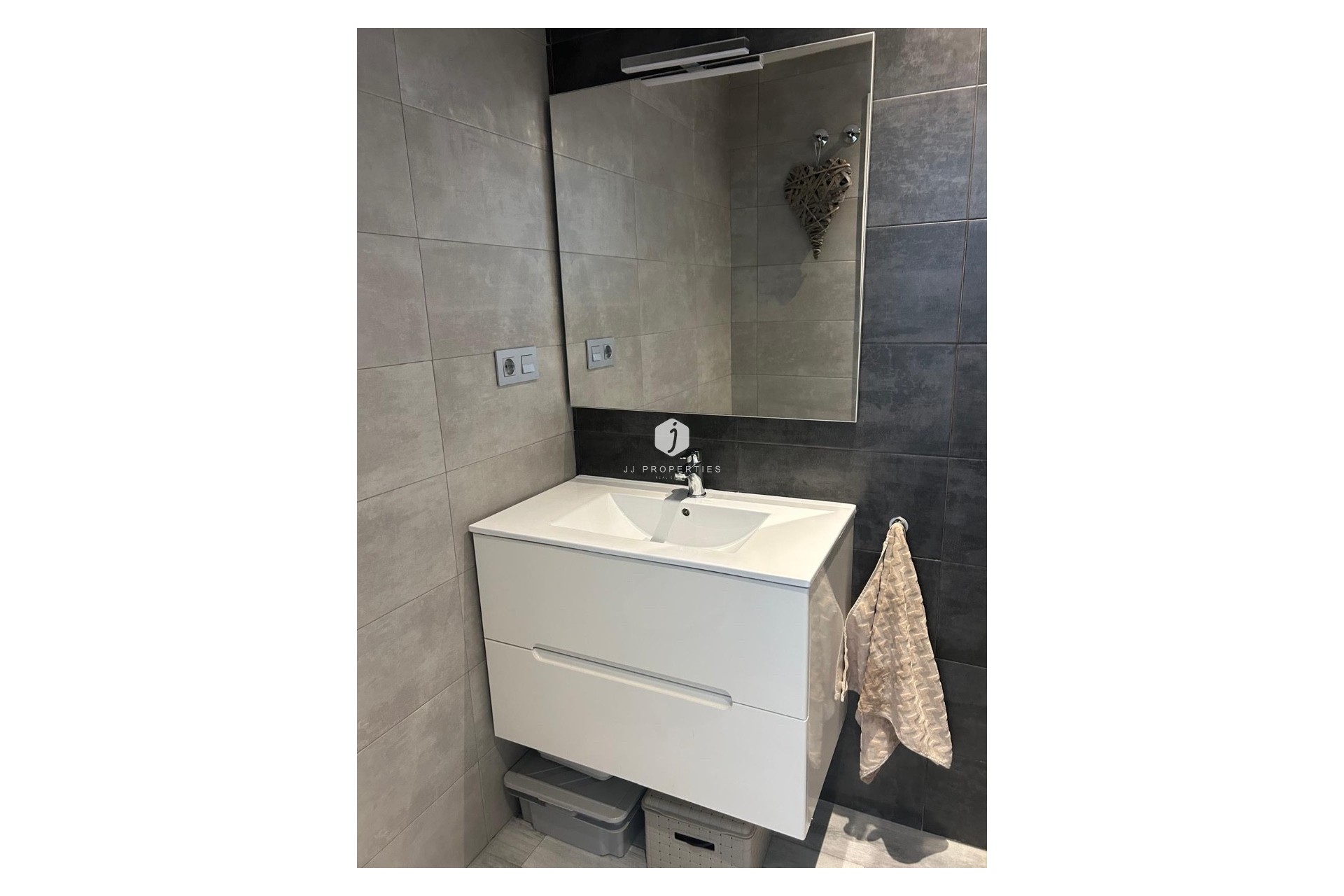 Z drugiej ręki - Villa -
Daya Vieja - Costa Blanca