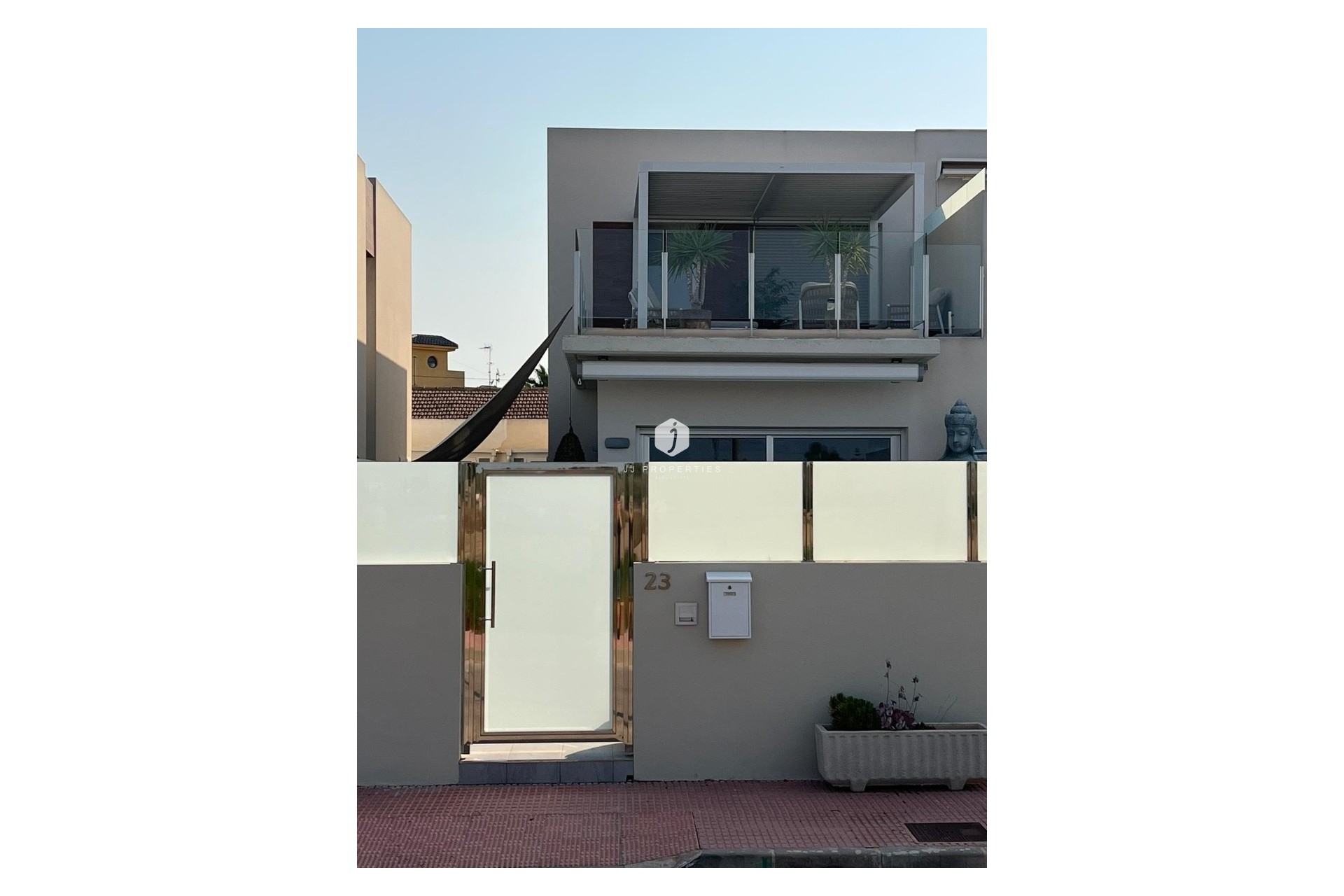 Z drugiej ręki - Villa -
Daya Vieja - Costa Blanca